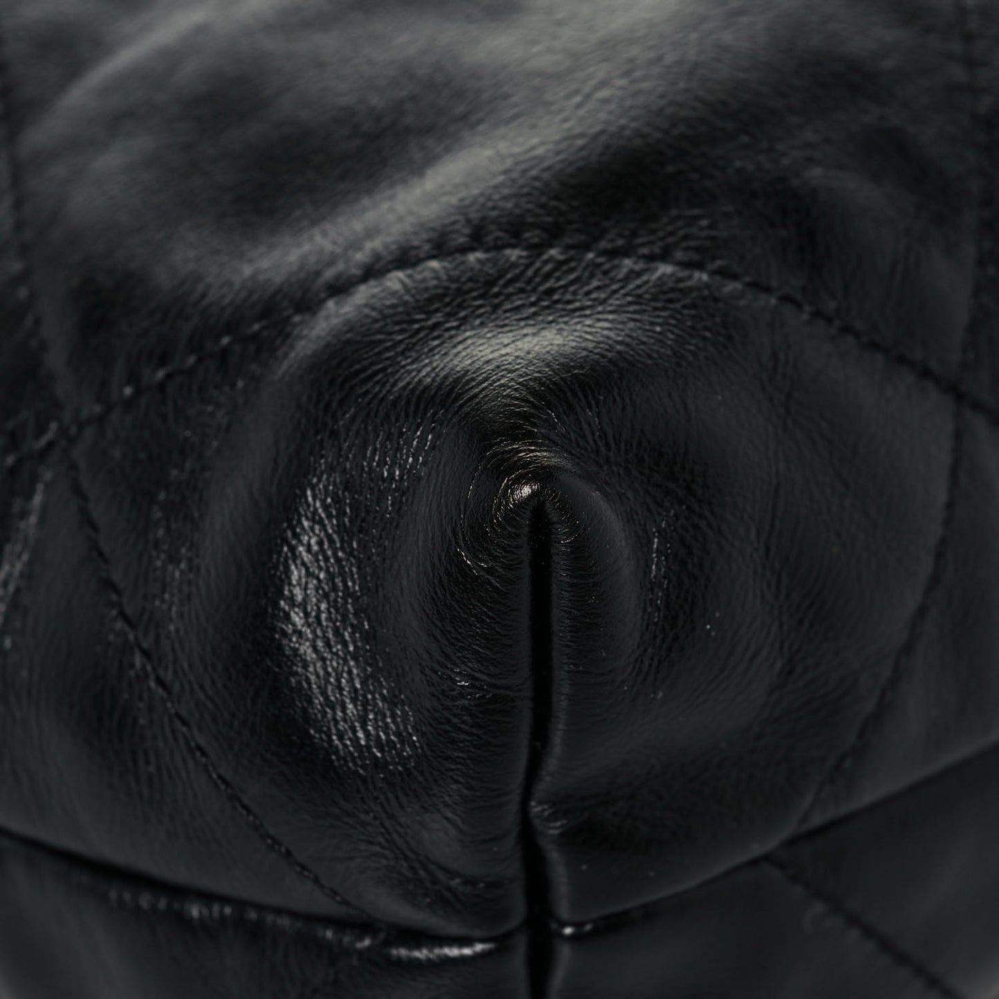 Shiny Calfskin Quilted Small Chanel 22 Black