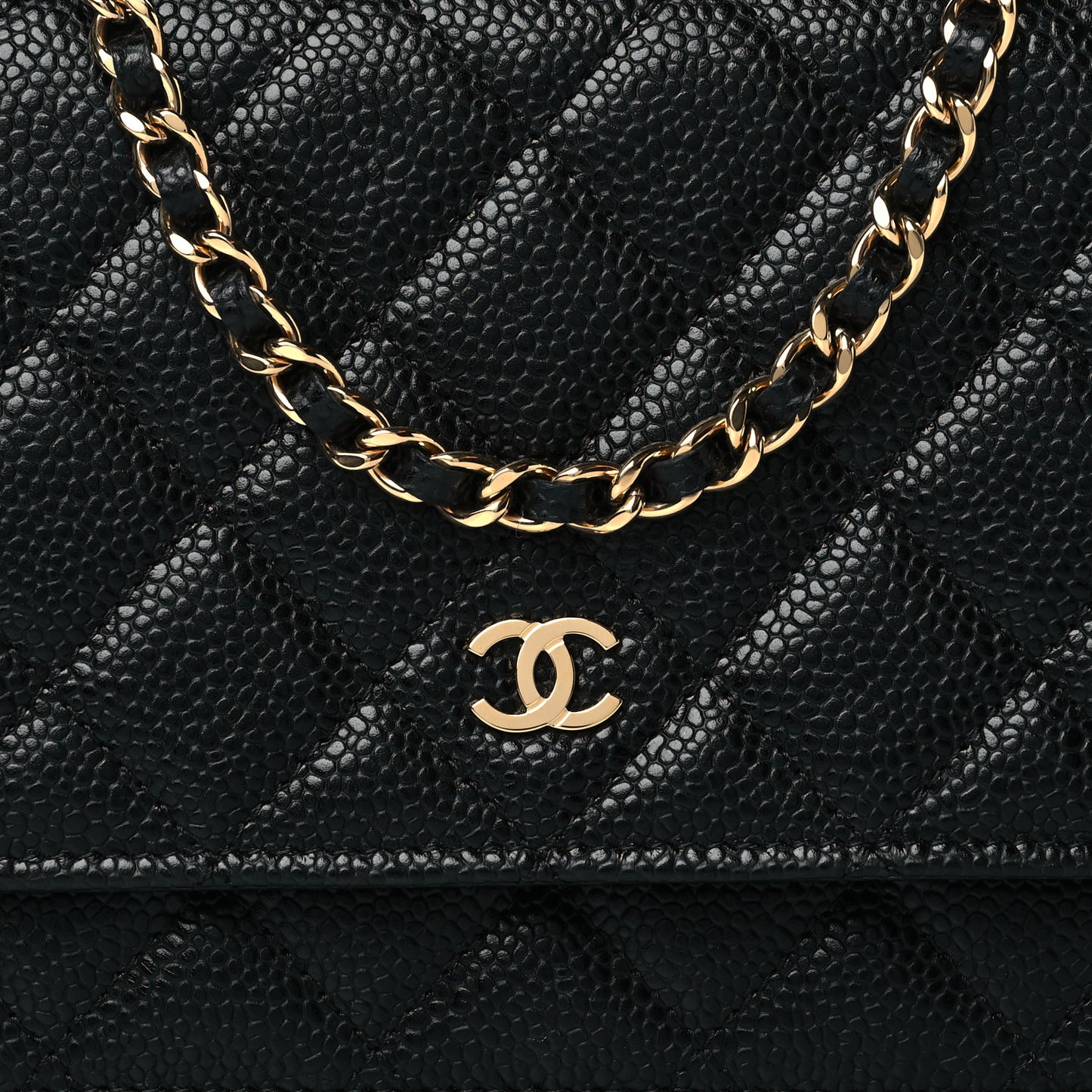 Caviar Quilted Wallet On Chain WOC Black