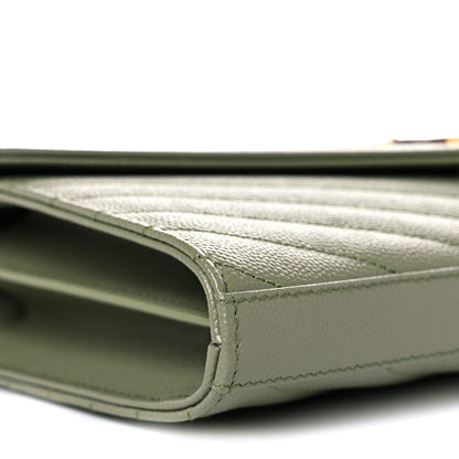 Saint Laurent Grain De Poudre Matelasse Chevron Monogram Chain Wallet Pistachio 8 of 9