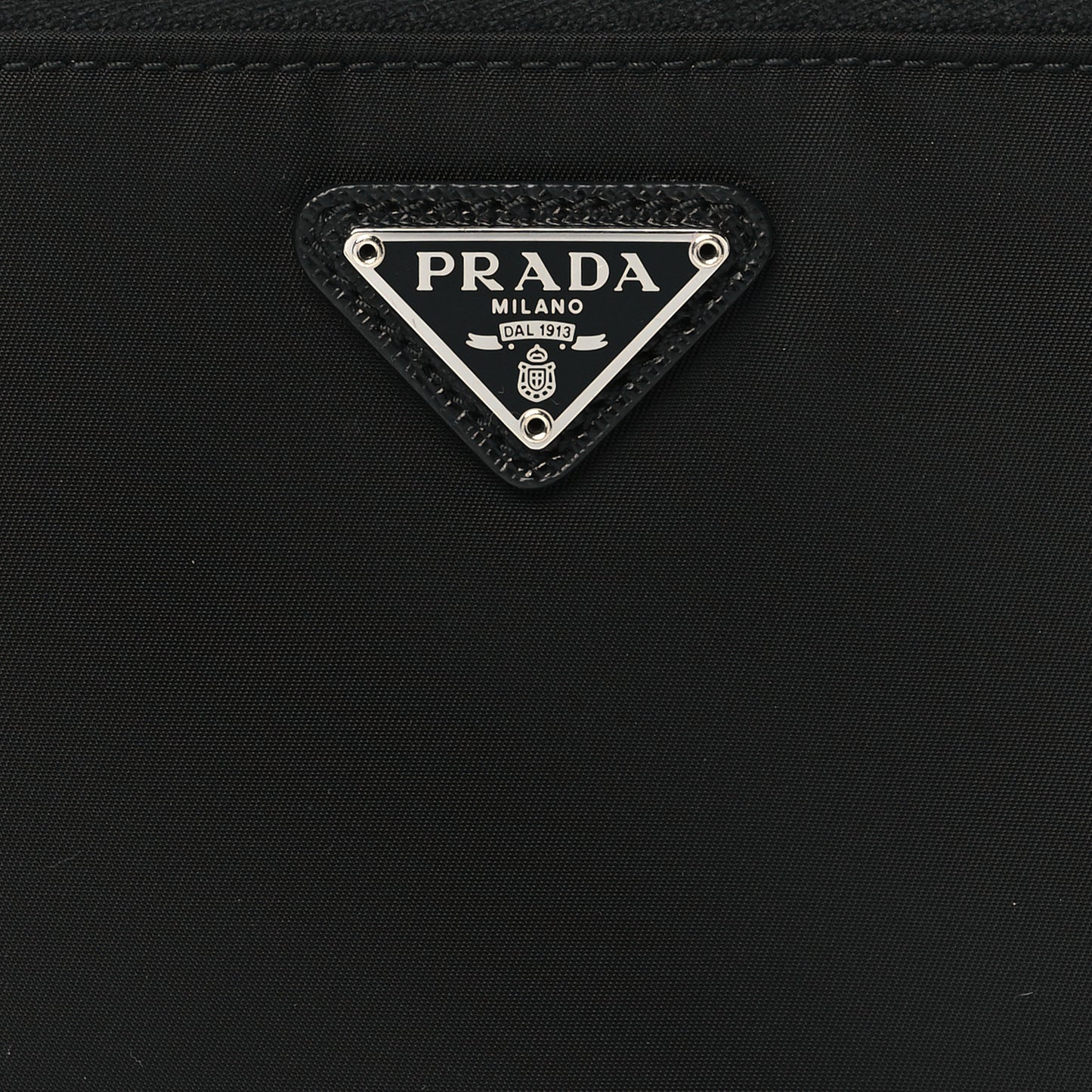 Re-Nylon Vela Pouch Black