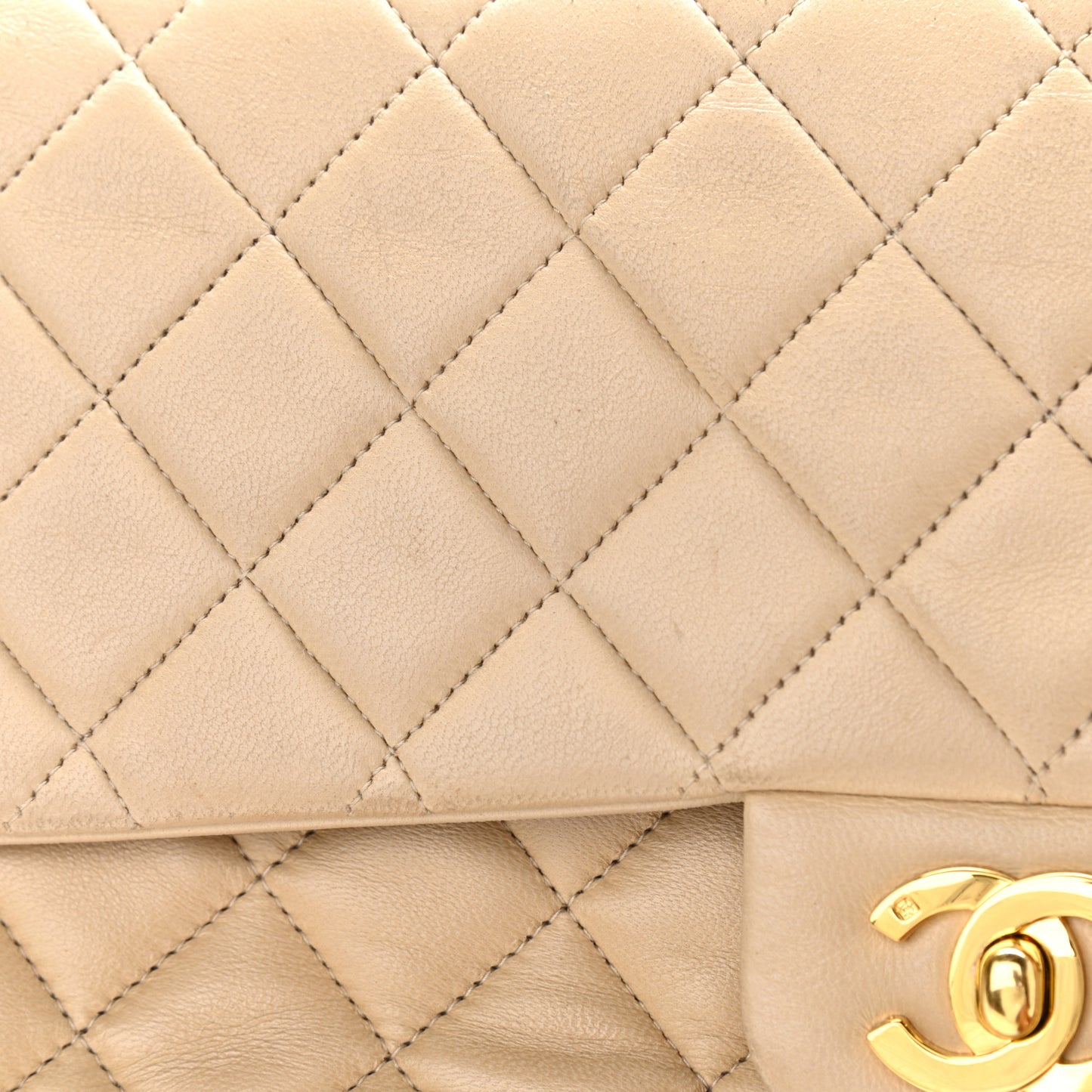 Lambskin Quilted Medium Double Flap Beige