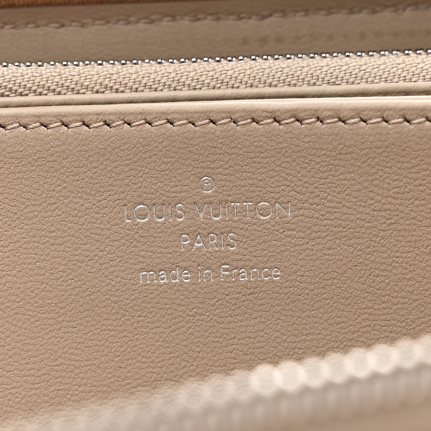 Louis Vuitton Mahina Zippy Wallet Galet 6 of 7