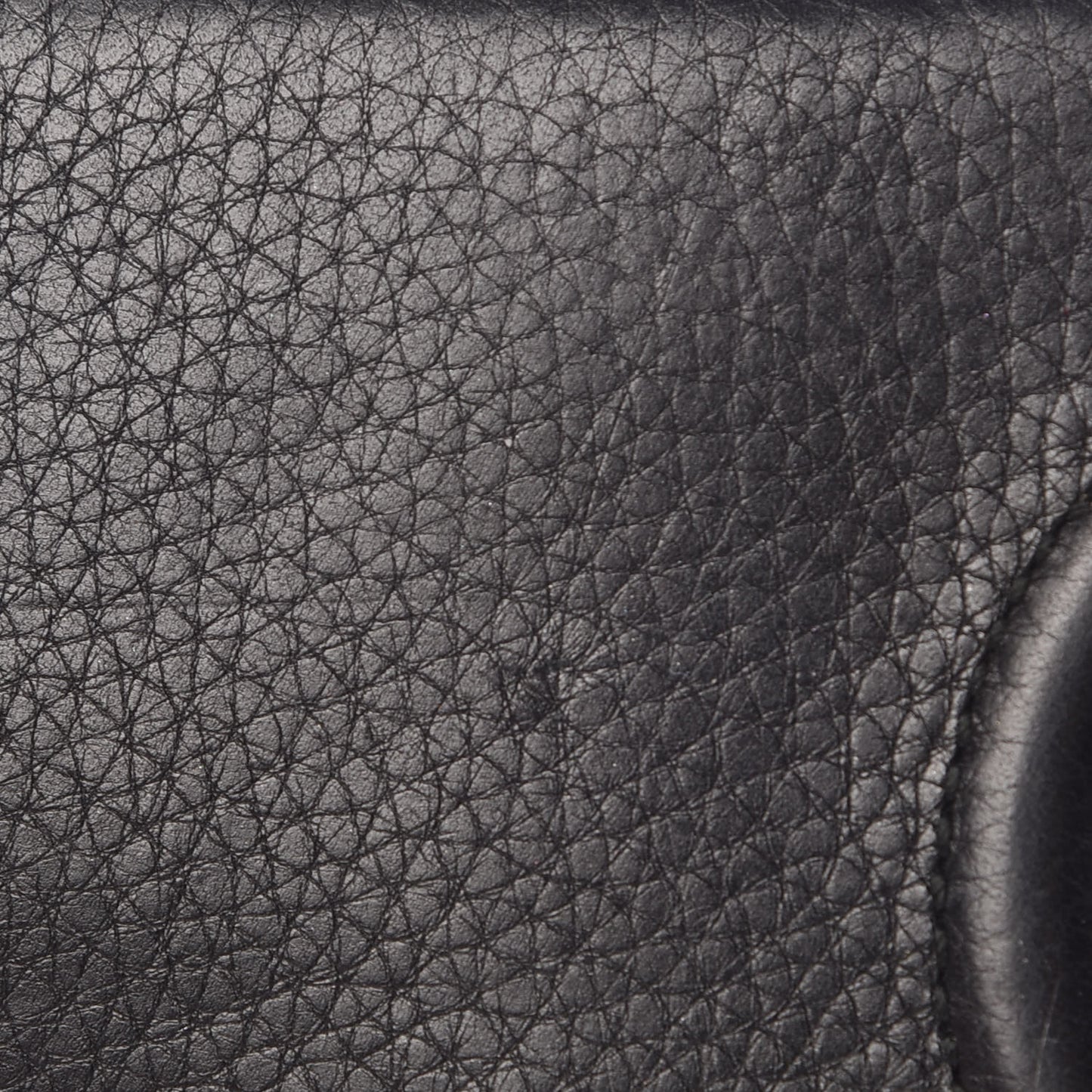 Calfskin Soho Zip Around Wallet Black