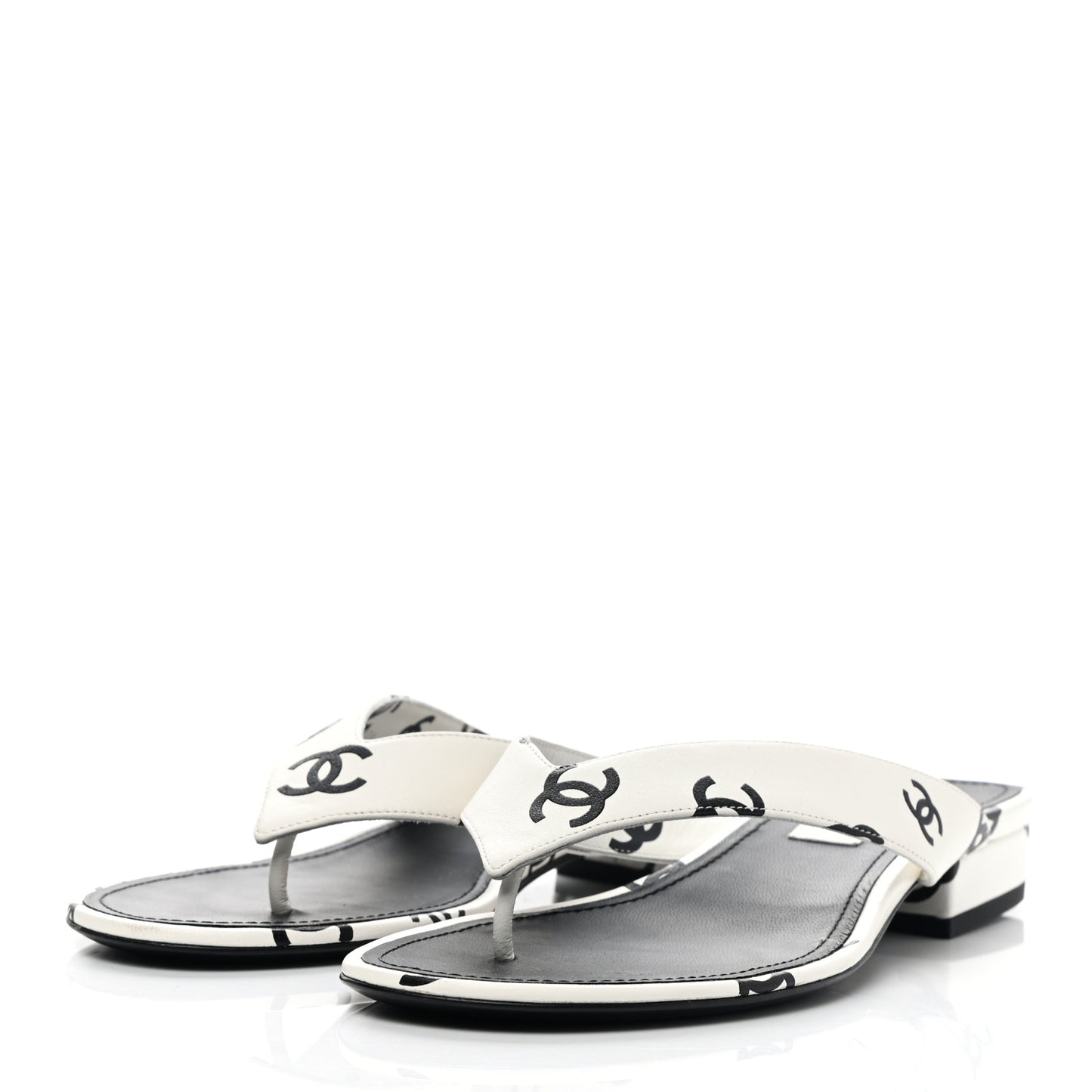 Lambskin Printed CC Thong Sandals 38 White Black