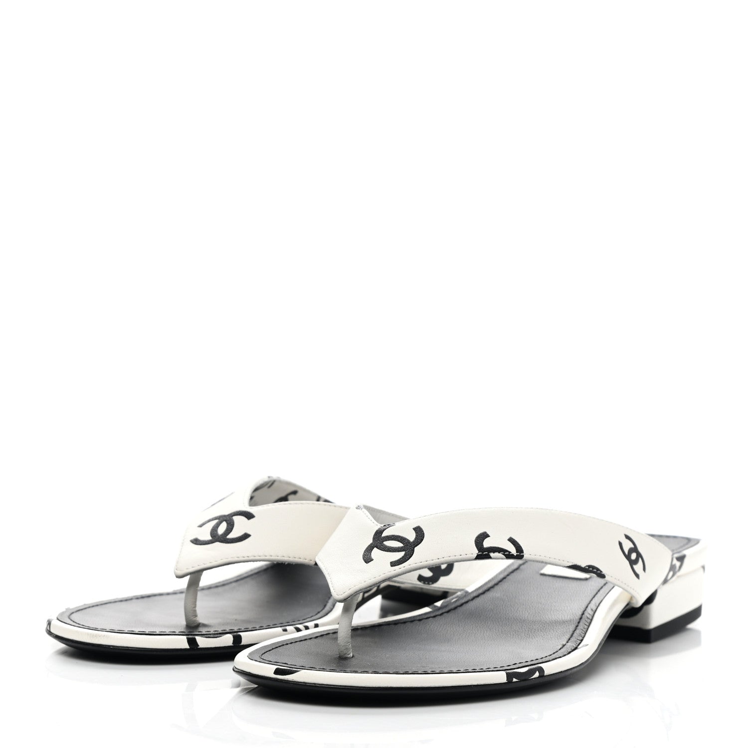 Chanel Lambskin Printed CC Thong Sandals 38 White Black 3 of 9