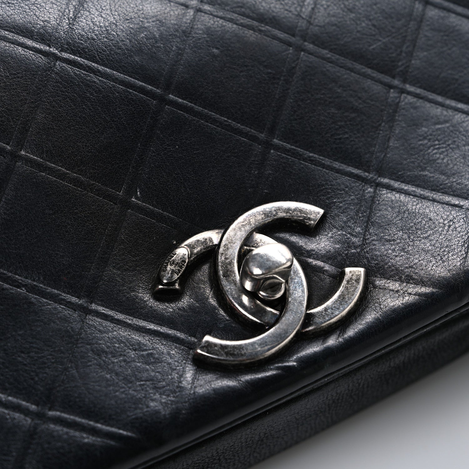 Chanel Calfskin Diamond Embossed Medium New Chic Flap Black 11 of 12