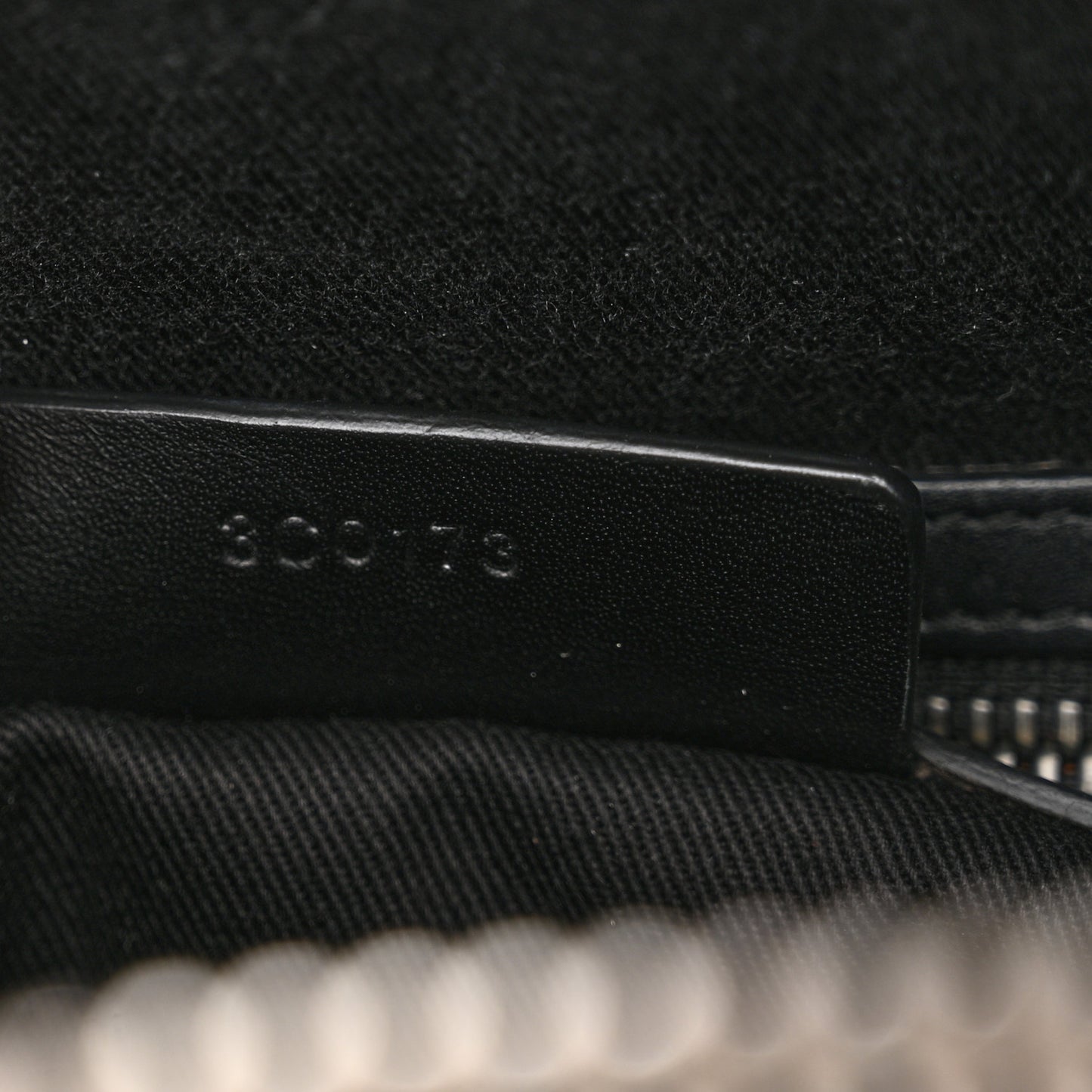 Shiny Lord Calfskin Small Antigona Black