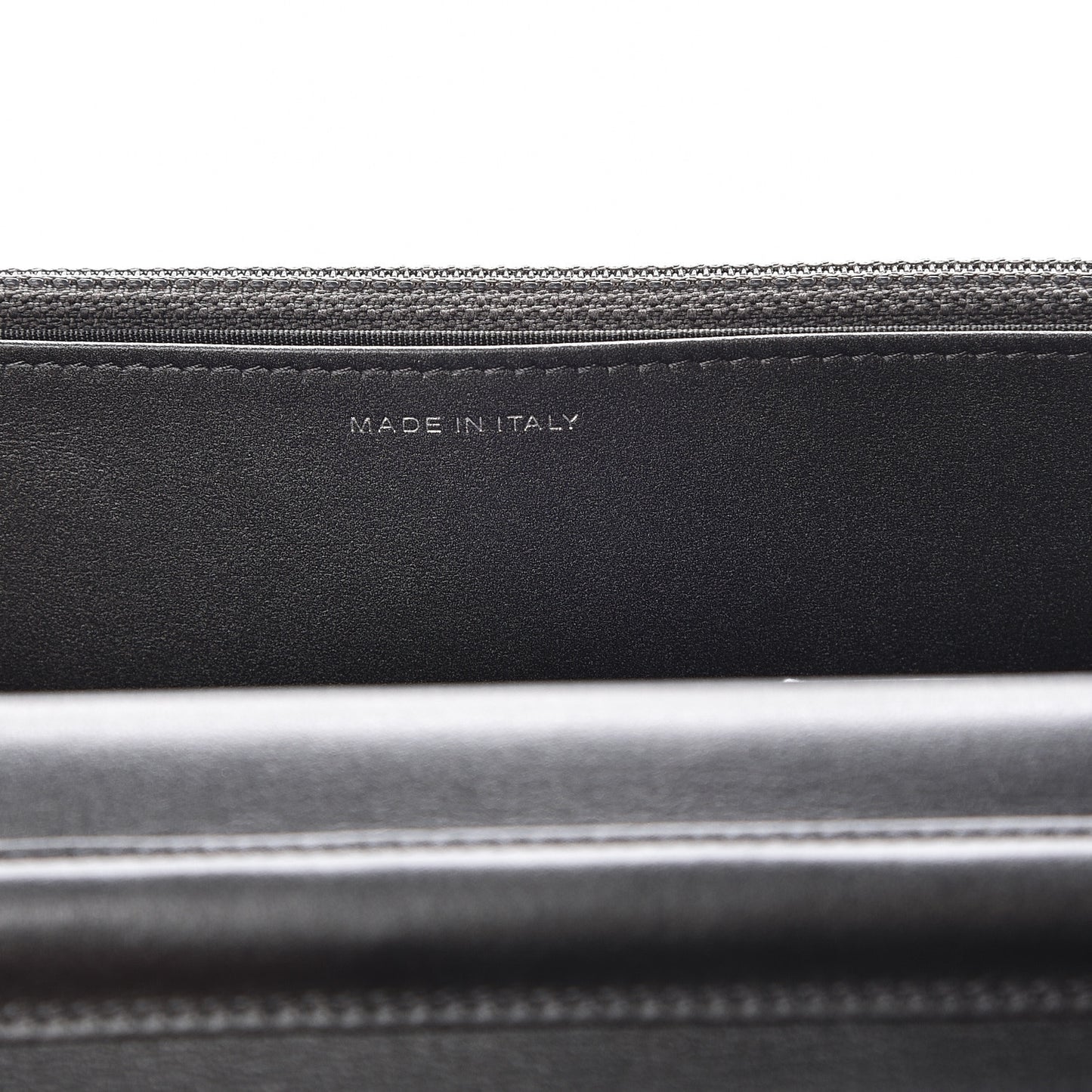 Goatskin Camellia Embossed Wallet On Chain WOC Grey