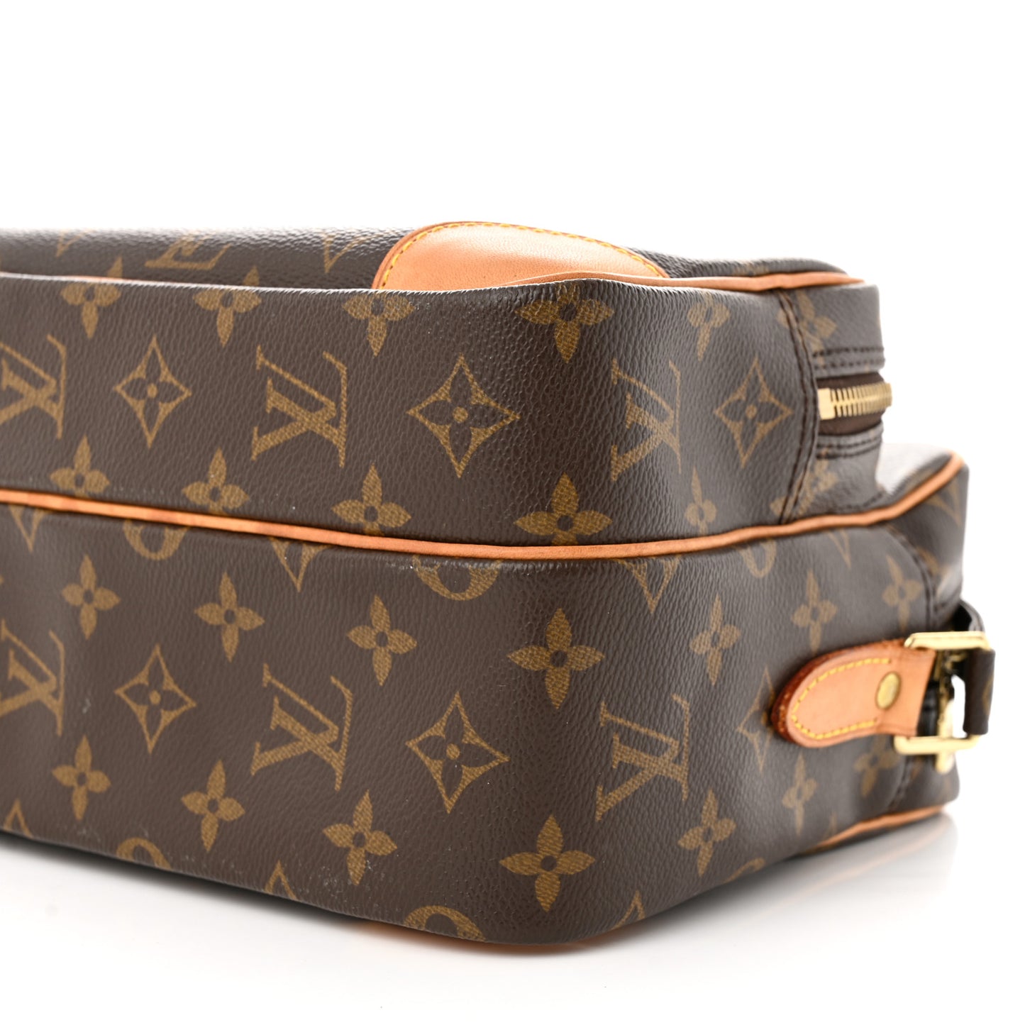 Monogram Nil 28