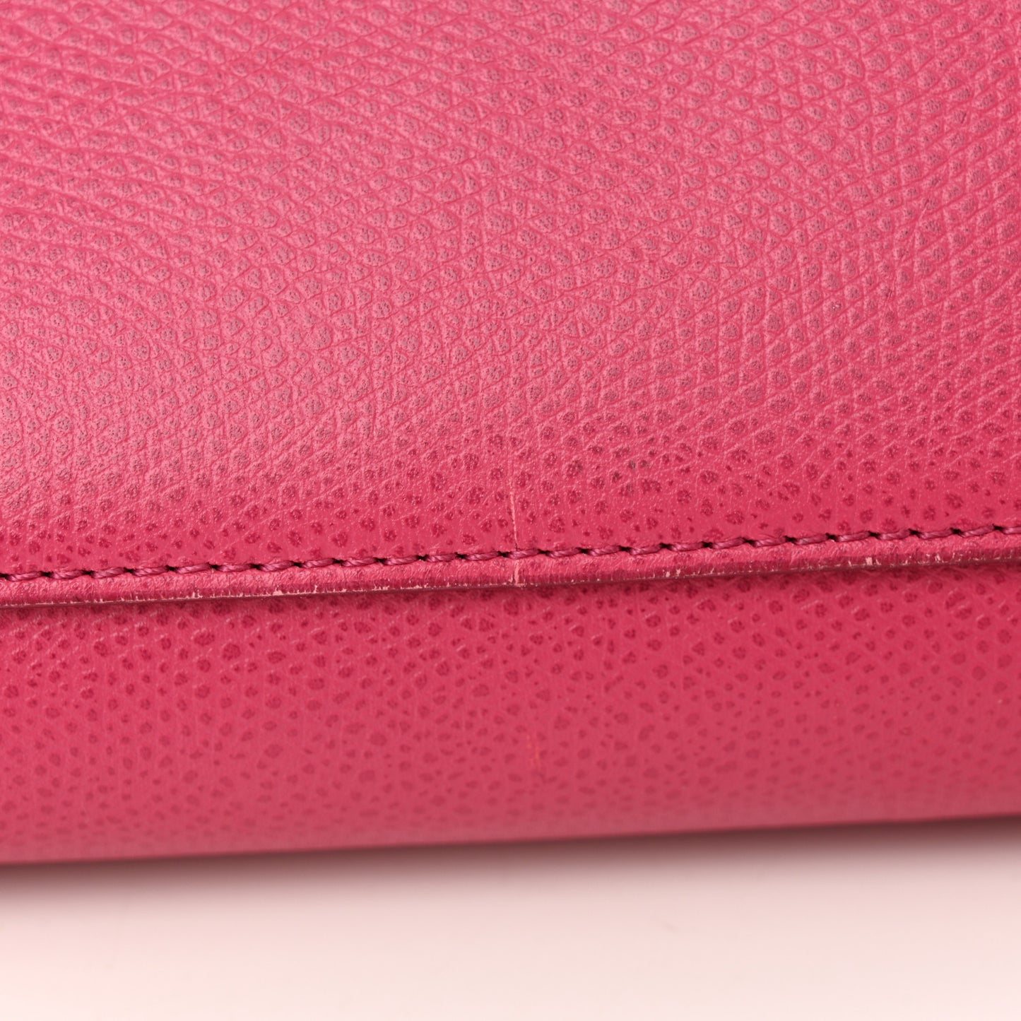 Grained Calfskin Medium Phantom Luggage Fuchsia