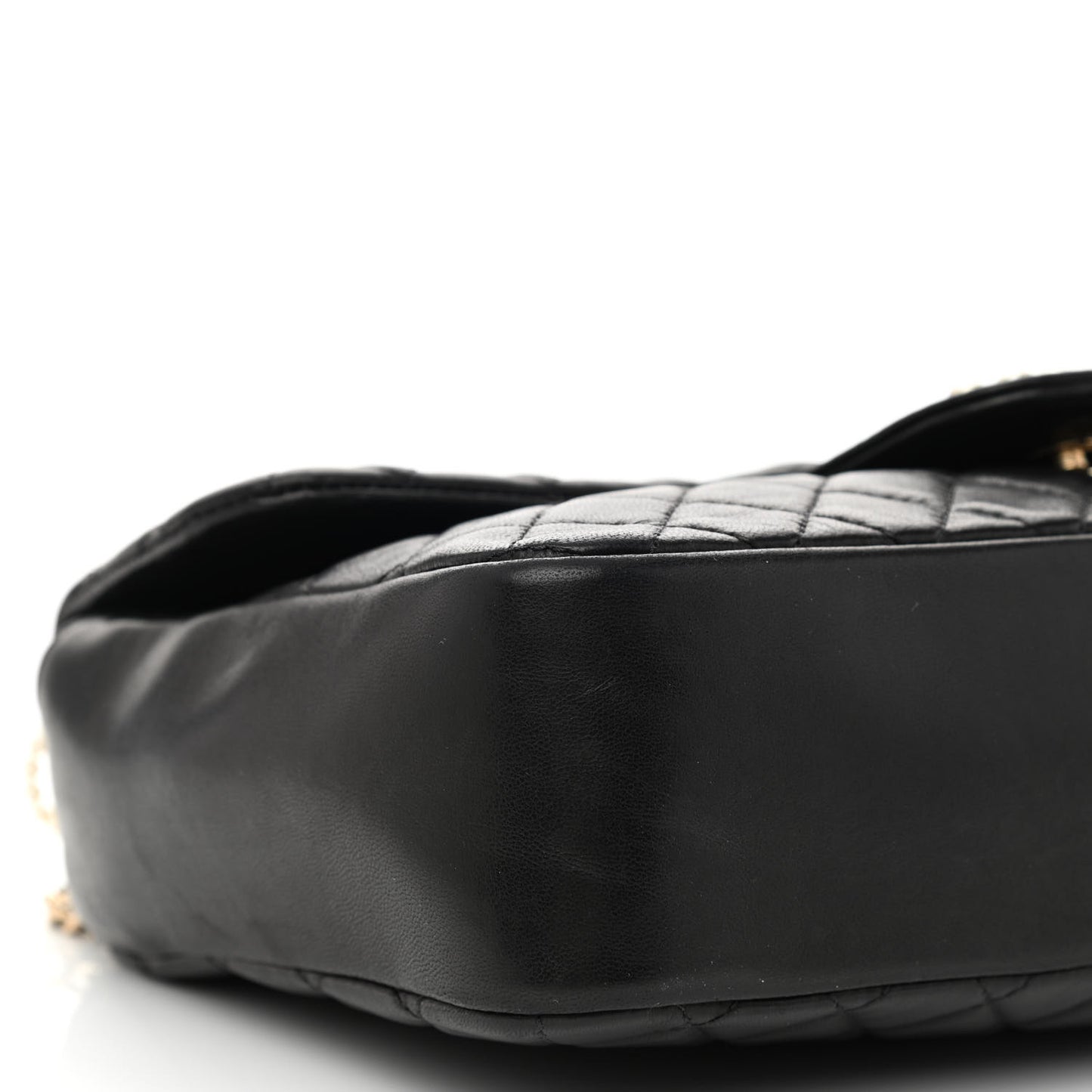Lambskin Quilted Medium Westminster Pearl Flap Black