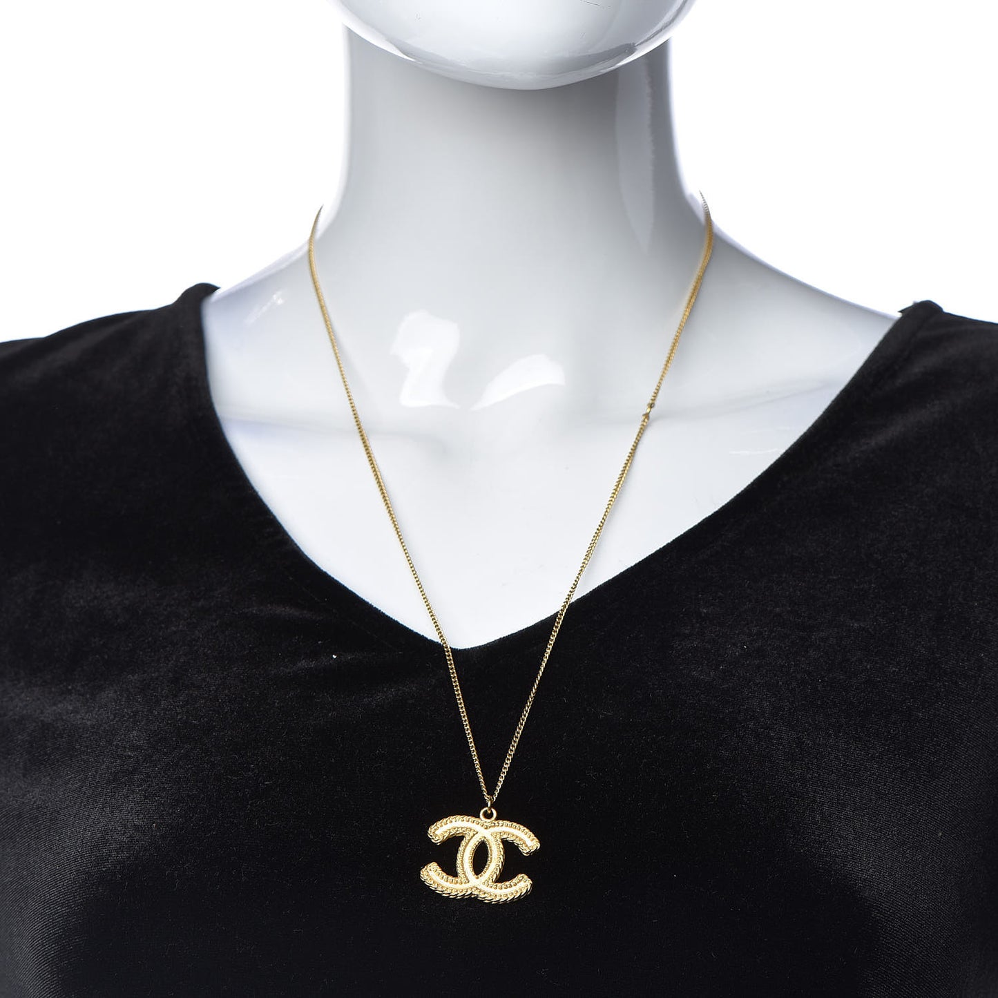 CC Pendant Necklace Gold