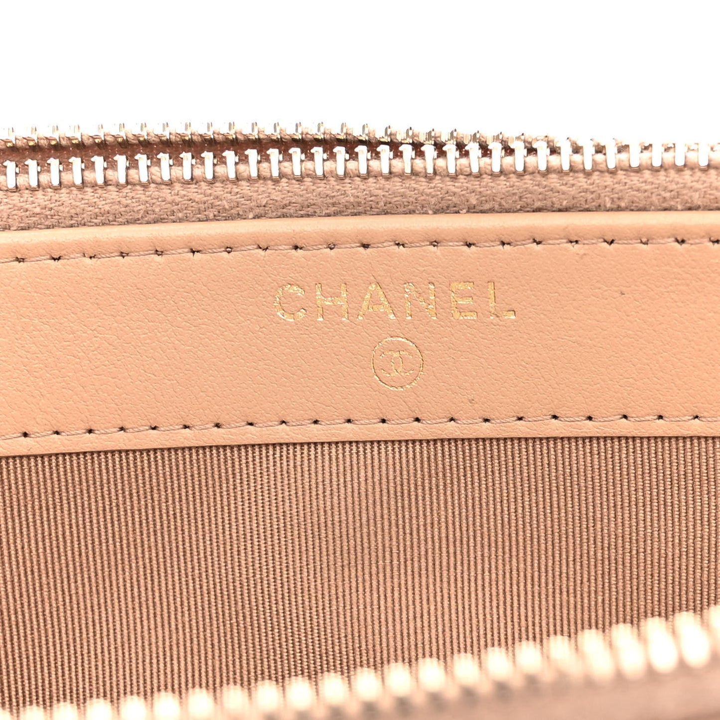 Caviar Quilted Small Clutch With Chain Beige