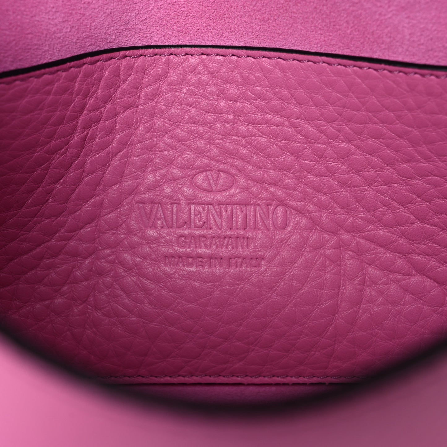 Pebbled Calfskin Medium Rockstud Flip Lock Crossbody Bag Dawn Pink