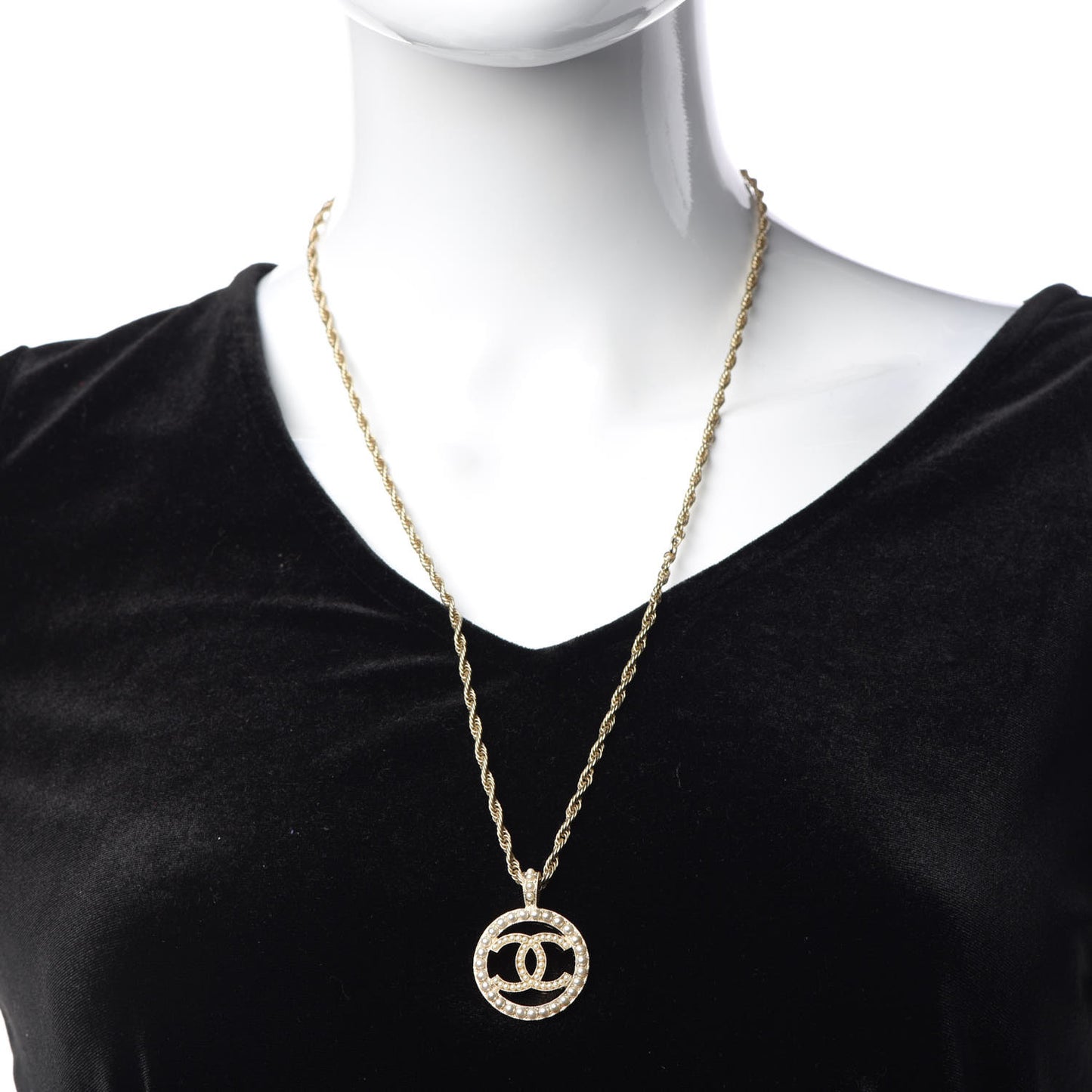 Pearl CC Medallion Necklace Gold