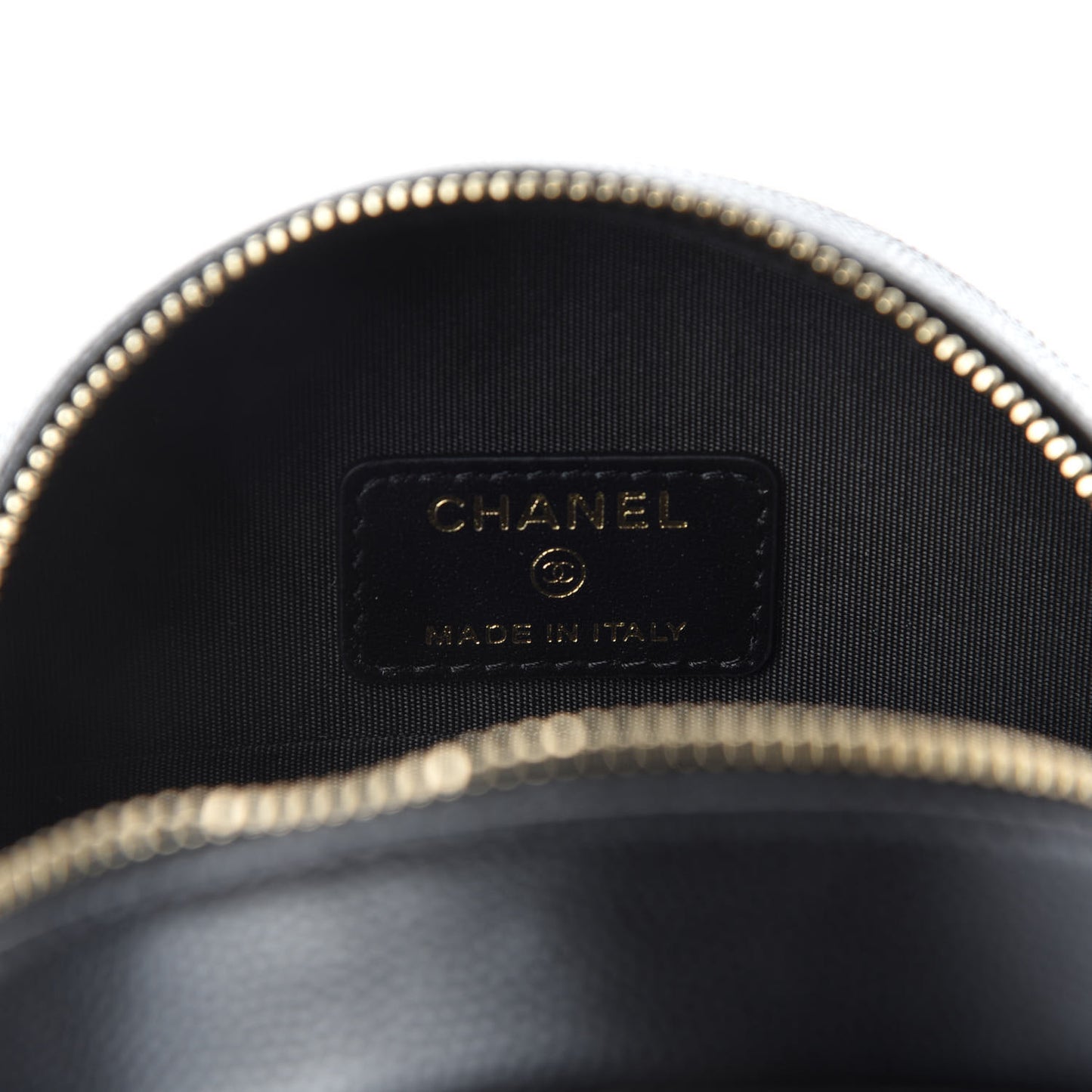 Caviar Quilted French New Wave Round Clutch With Chain Black
