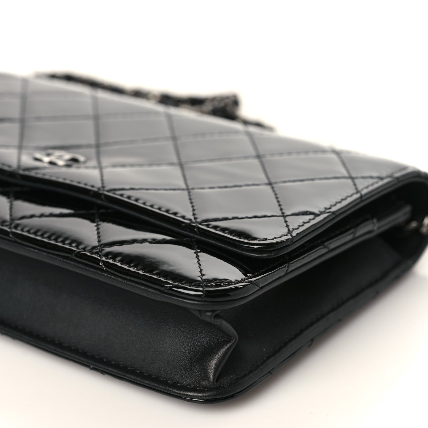 Patent Calfskin Quilted Wallet On Chain WOC Black