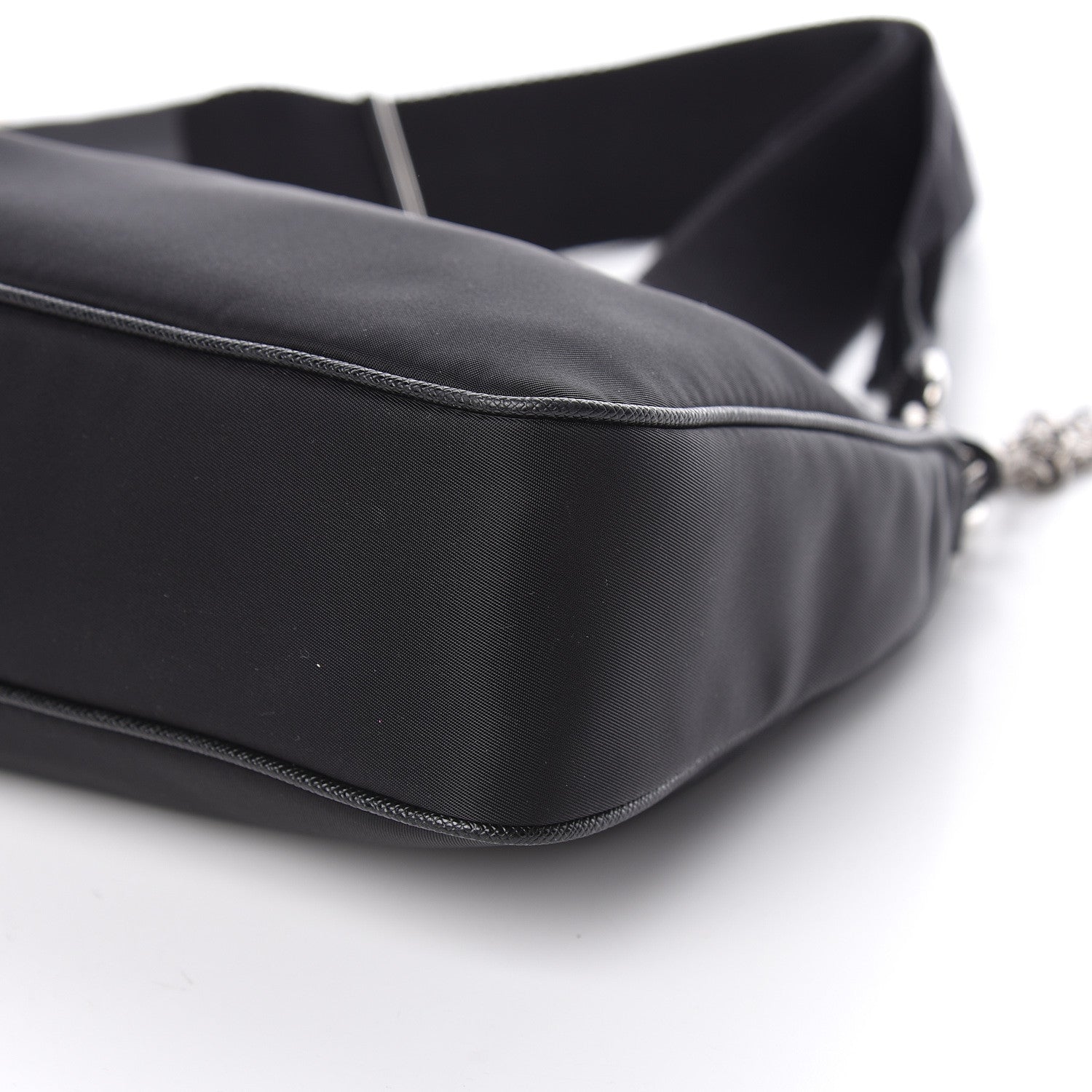 Prada Nylon Re-Edition 2005 Shoulder Bag Black 9 of 11