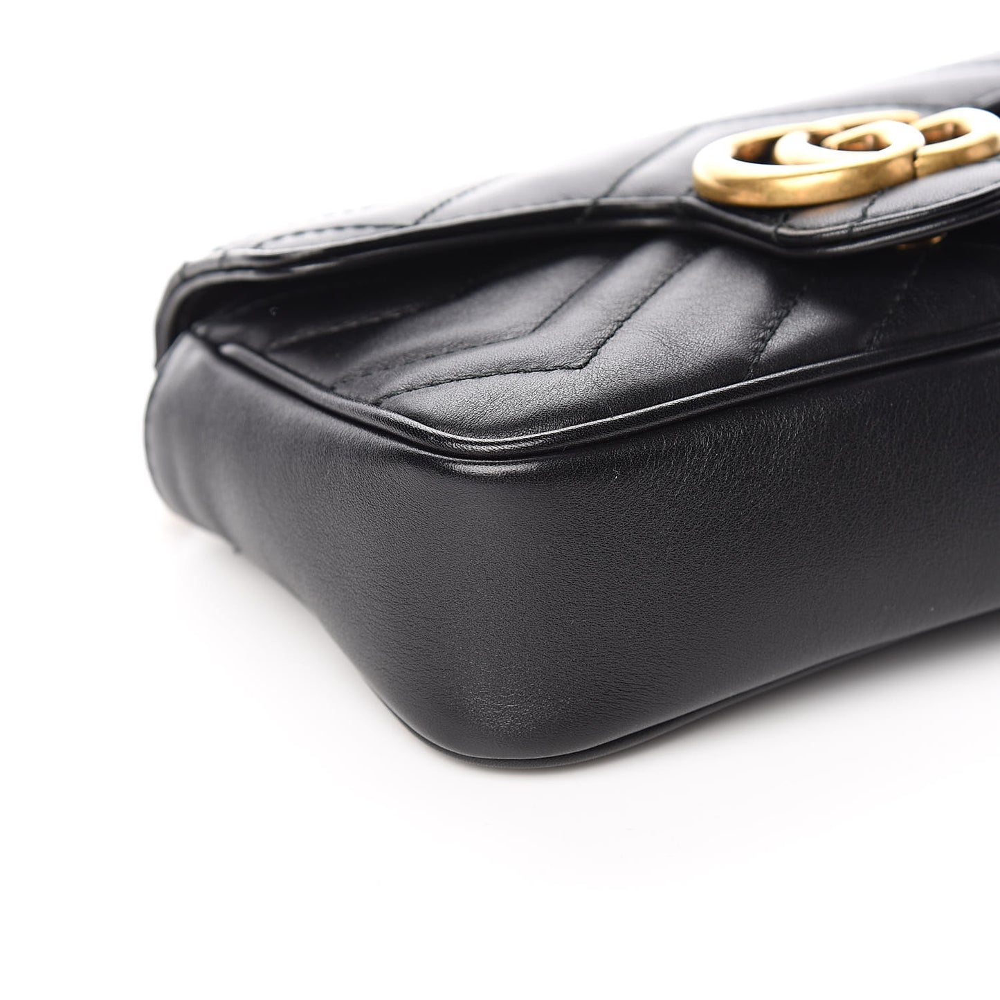 Calfskin Matelasse Super Mini GG Marmont Shoulder Bag Black