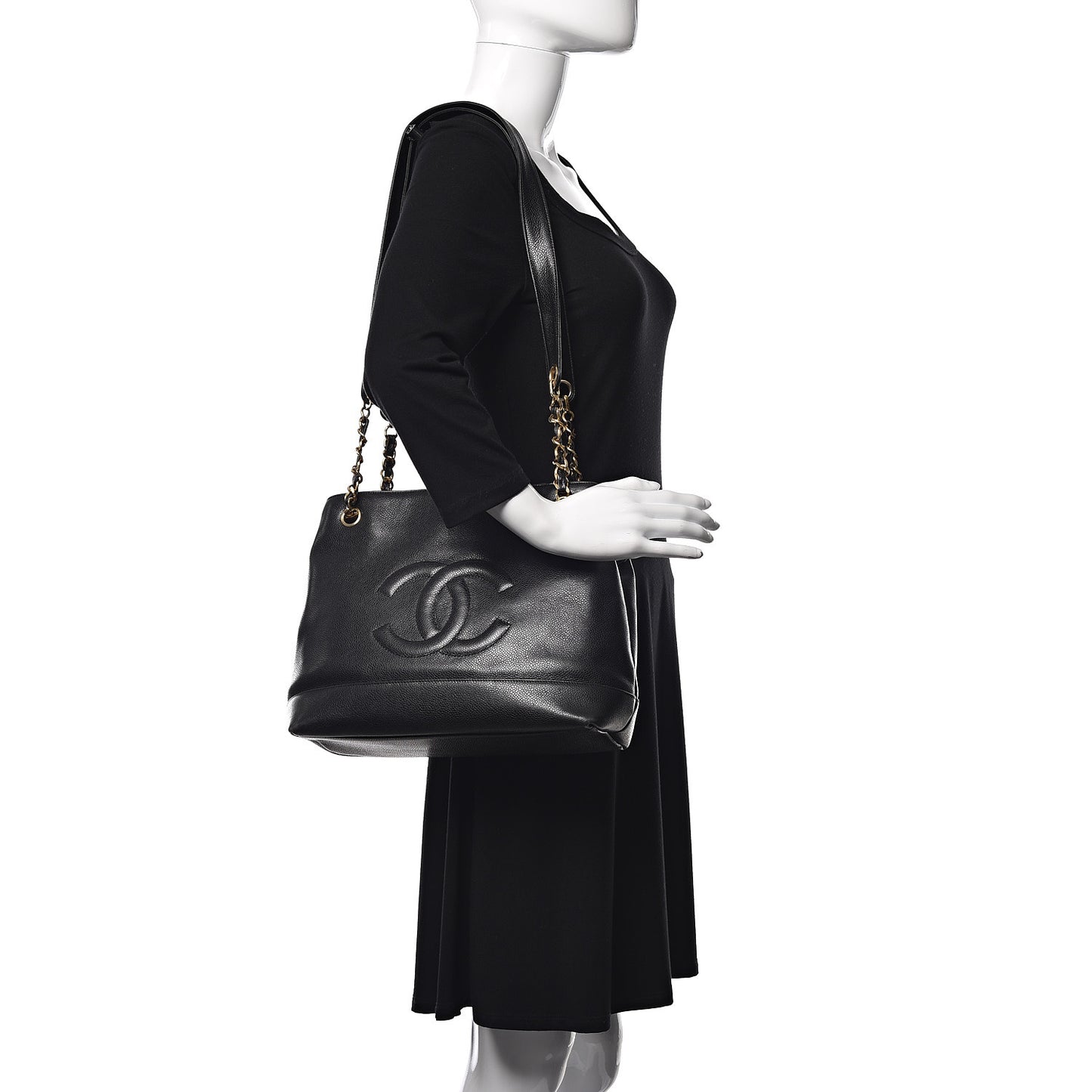 Caviar CC Shoulder Bag Black