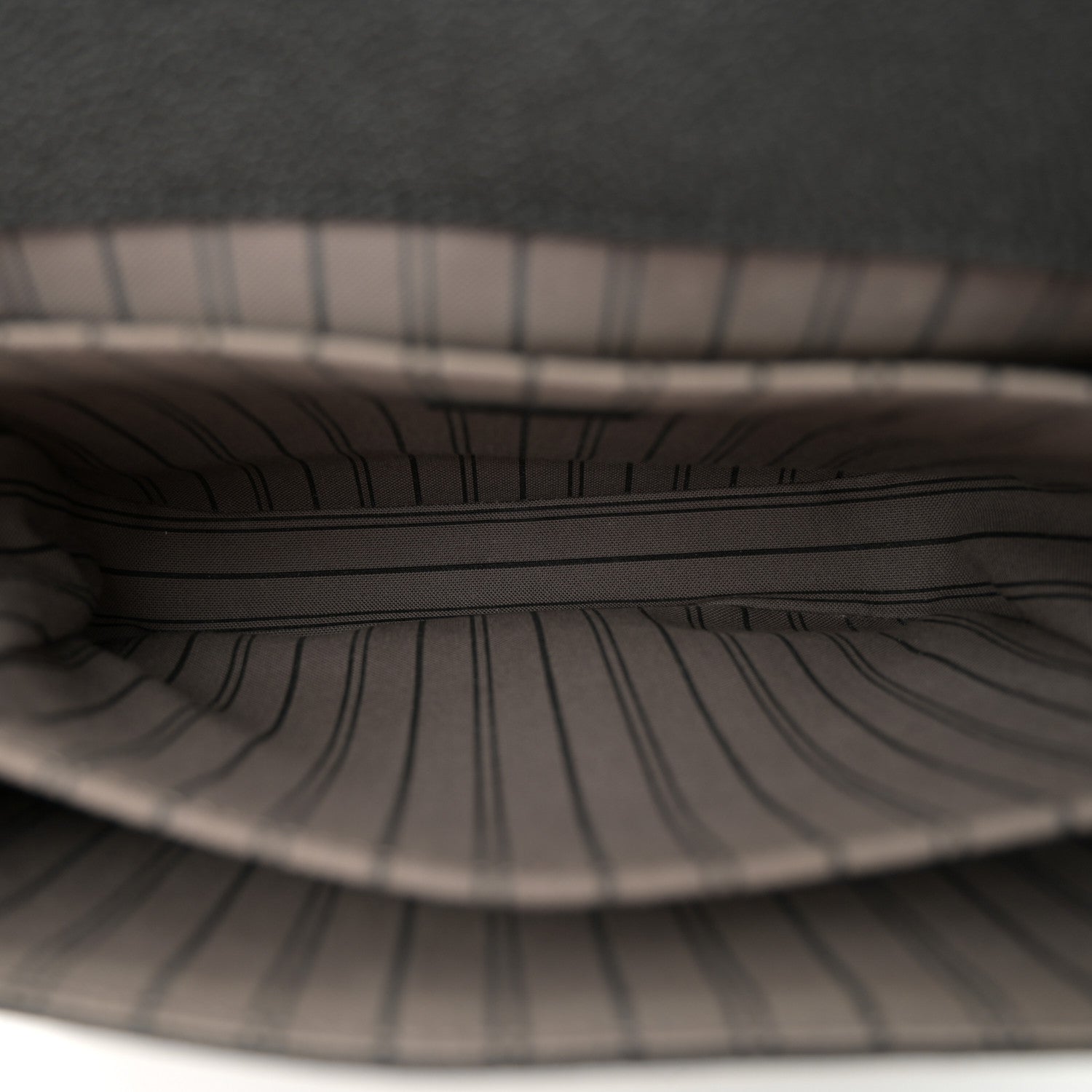 Louis Vuitton Empreinte Pochette Metis Black 5 of 9
