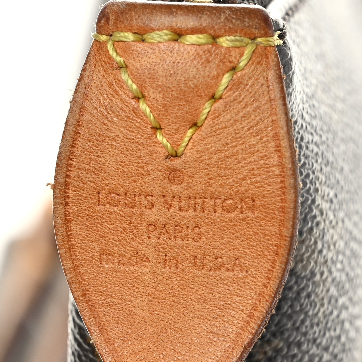 Louis Vuitton Monogram Totally MM 6 of 8