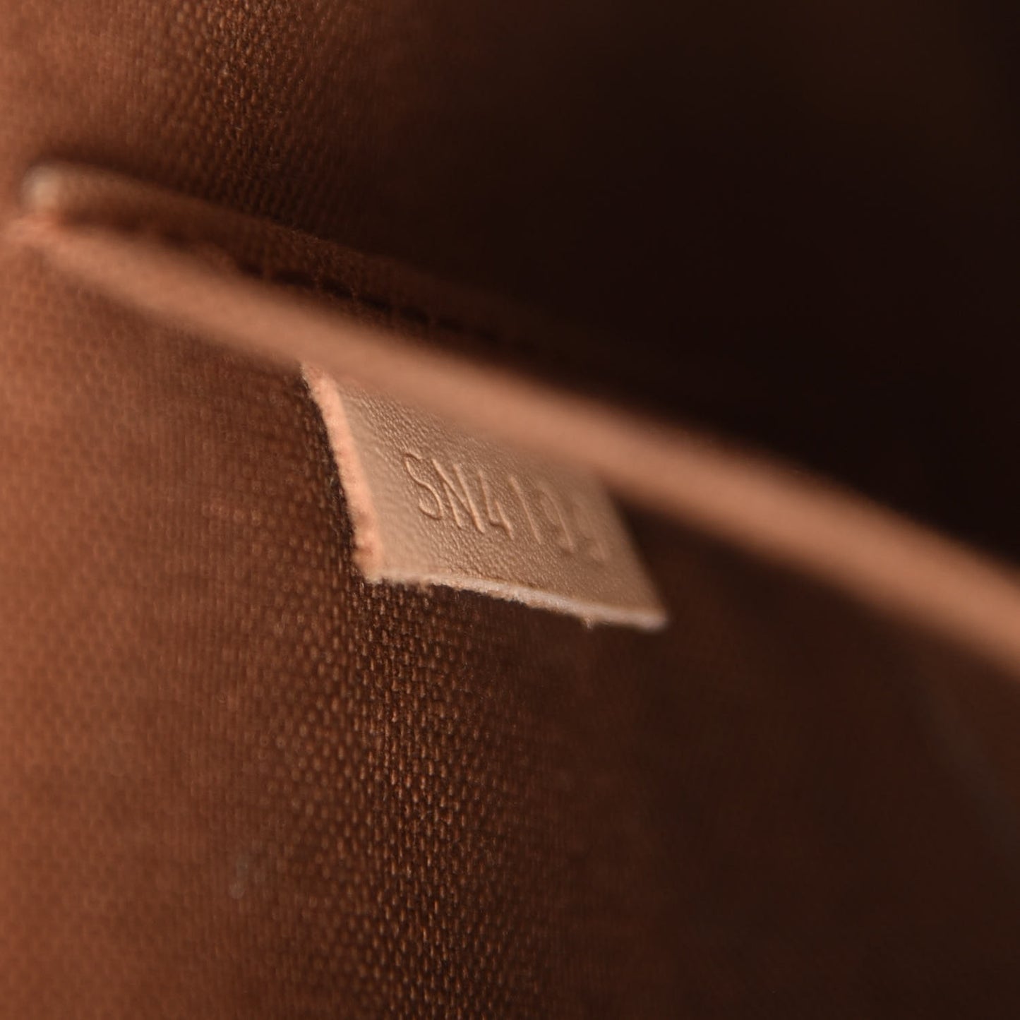 Monogram Alma BB