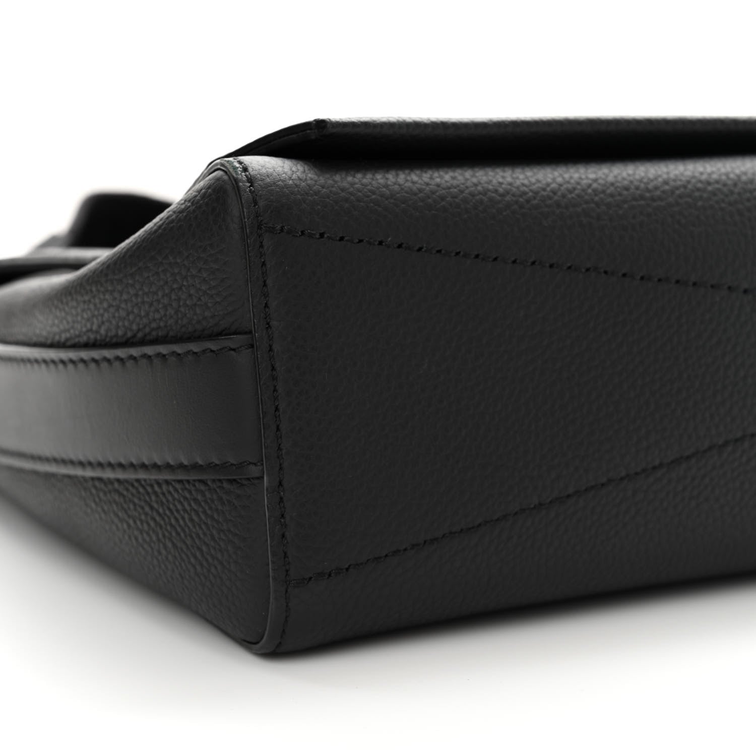 Louis Vuitton Calfskin Aerogram Takeoff Messenger Black 8 of 10
