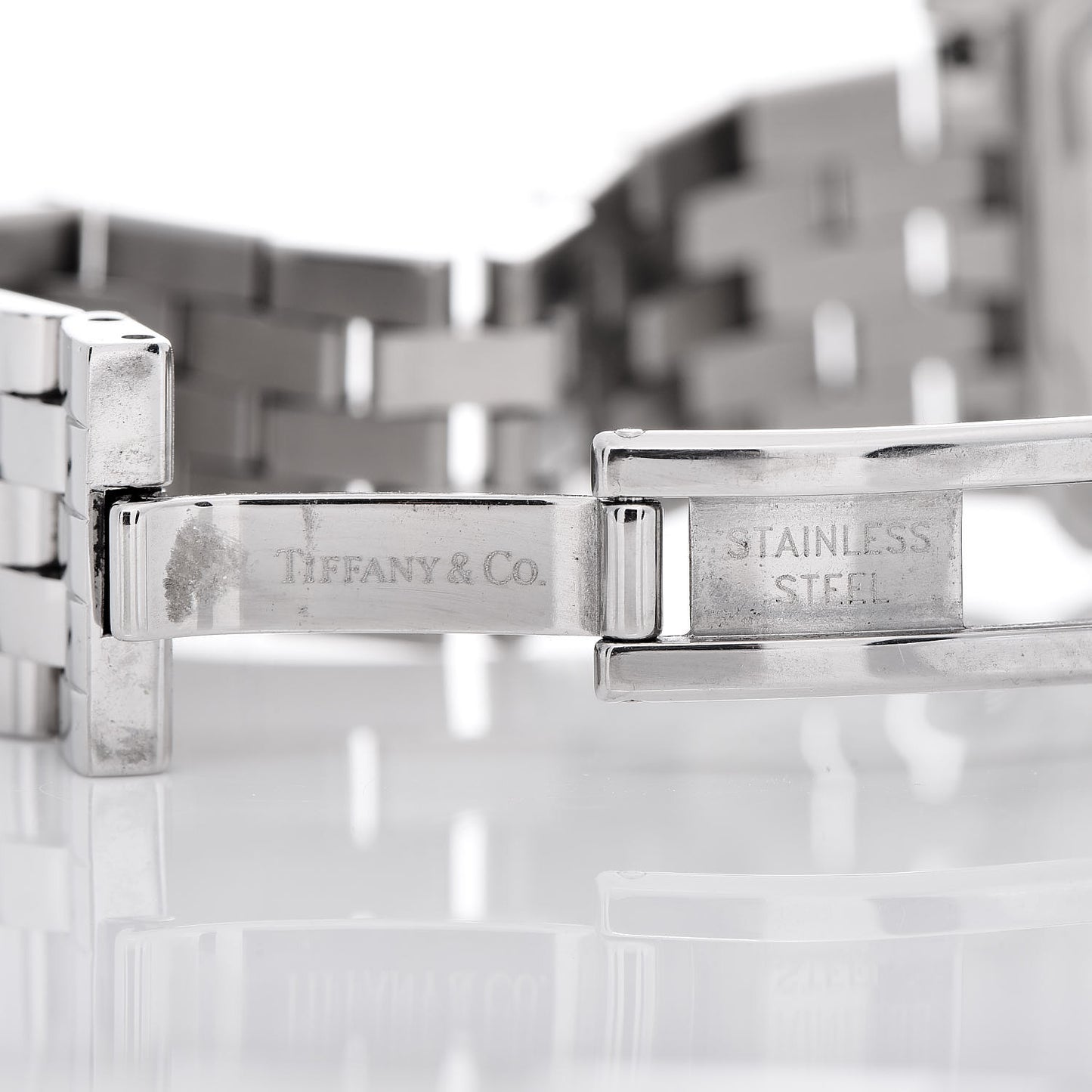 Stainless Steel 24mm Classic Square Quartz Watch