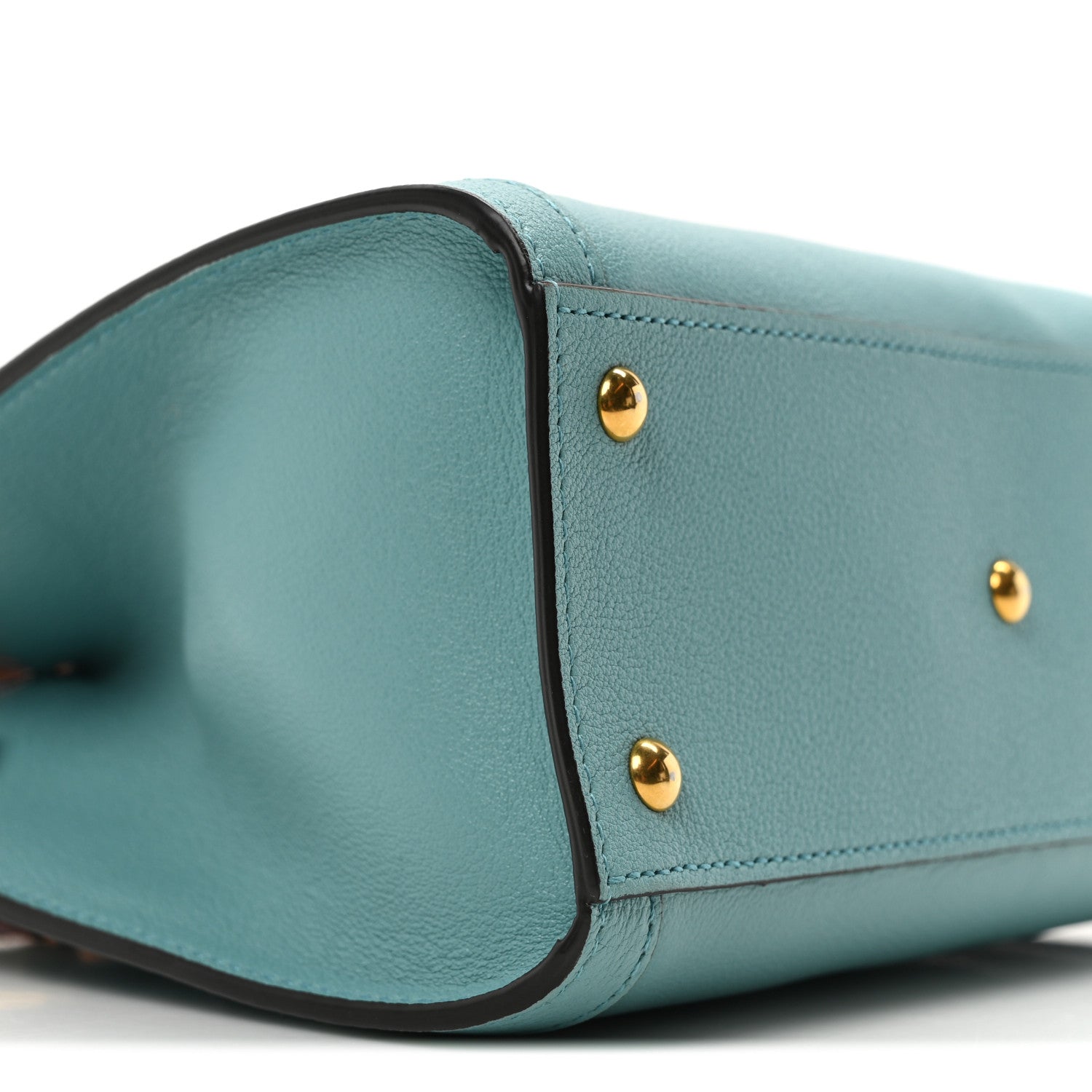 新品未使用　GUCCI DIANA ダイアナ　ミニバッグ　水色 Gucci Light Blue Leather Diana Mini Tote Bag | Tuckernuck Archive