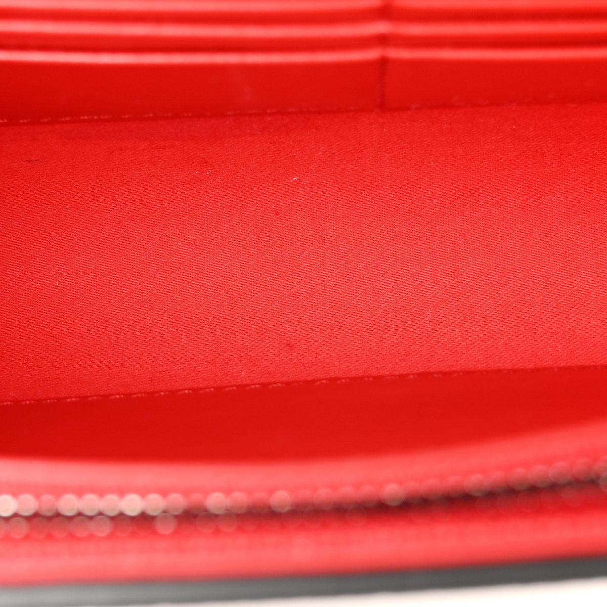 Calfskin Spikes Loubinthesky Paloma Clutch Leche