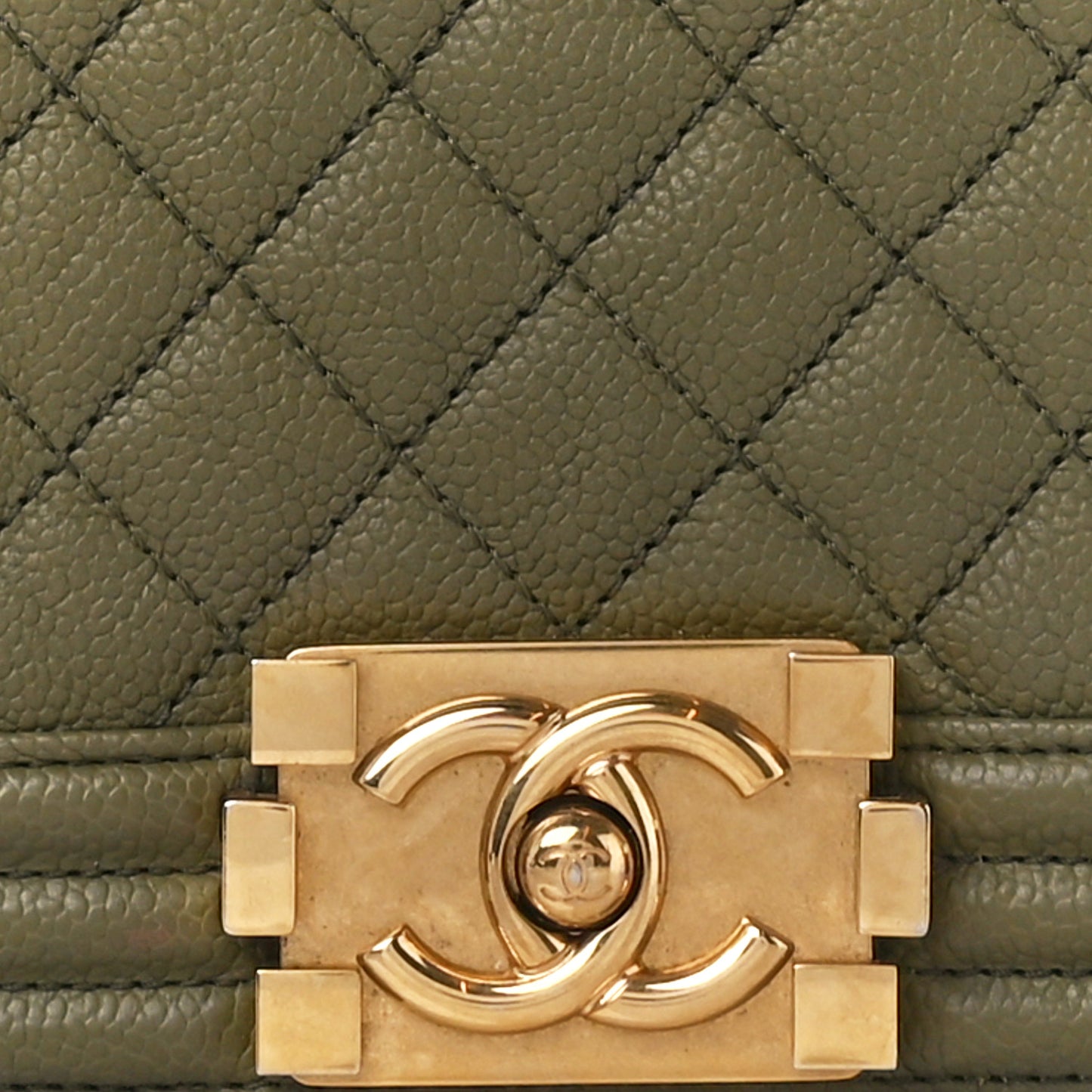 Caviar Quilted New Medium Boy Flap Khaki