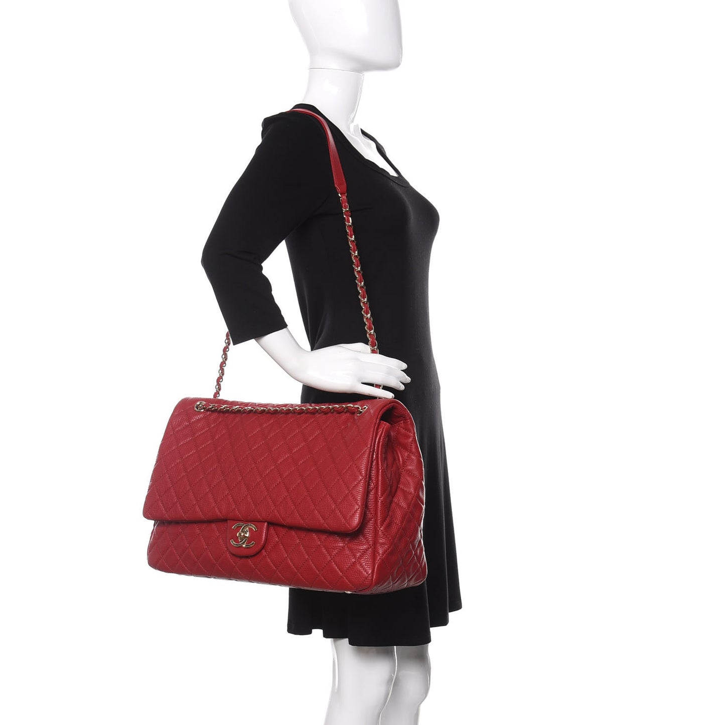 Calfskin Quilted XXL Travel Flap Bag Red