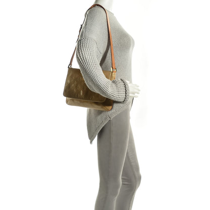 Louis Vuitton Vernis Thompson Street Beige 2 of 7