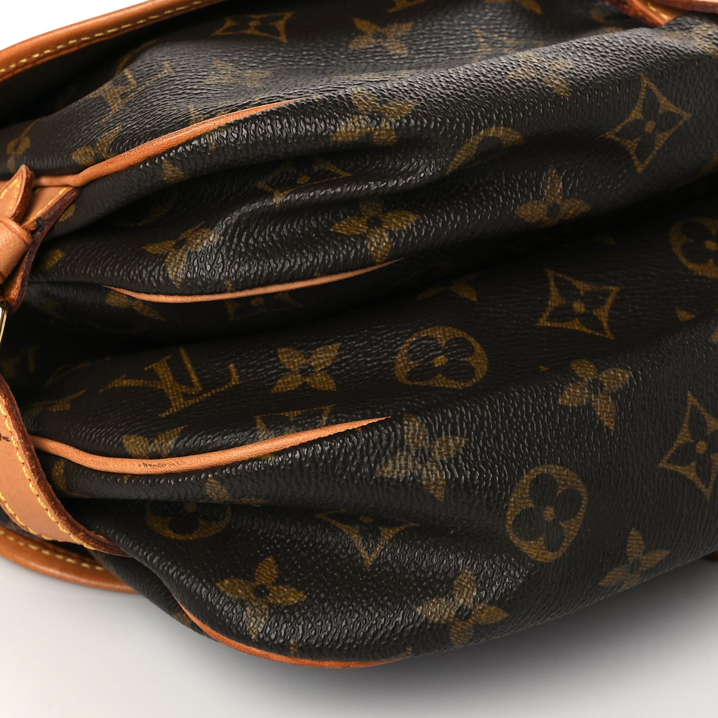 Monogram Saumur 30