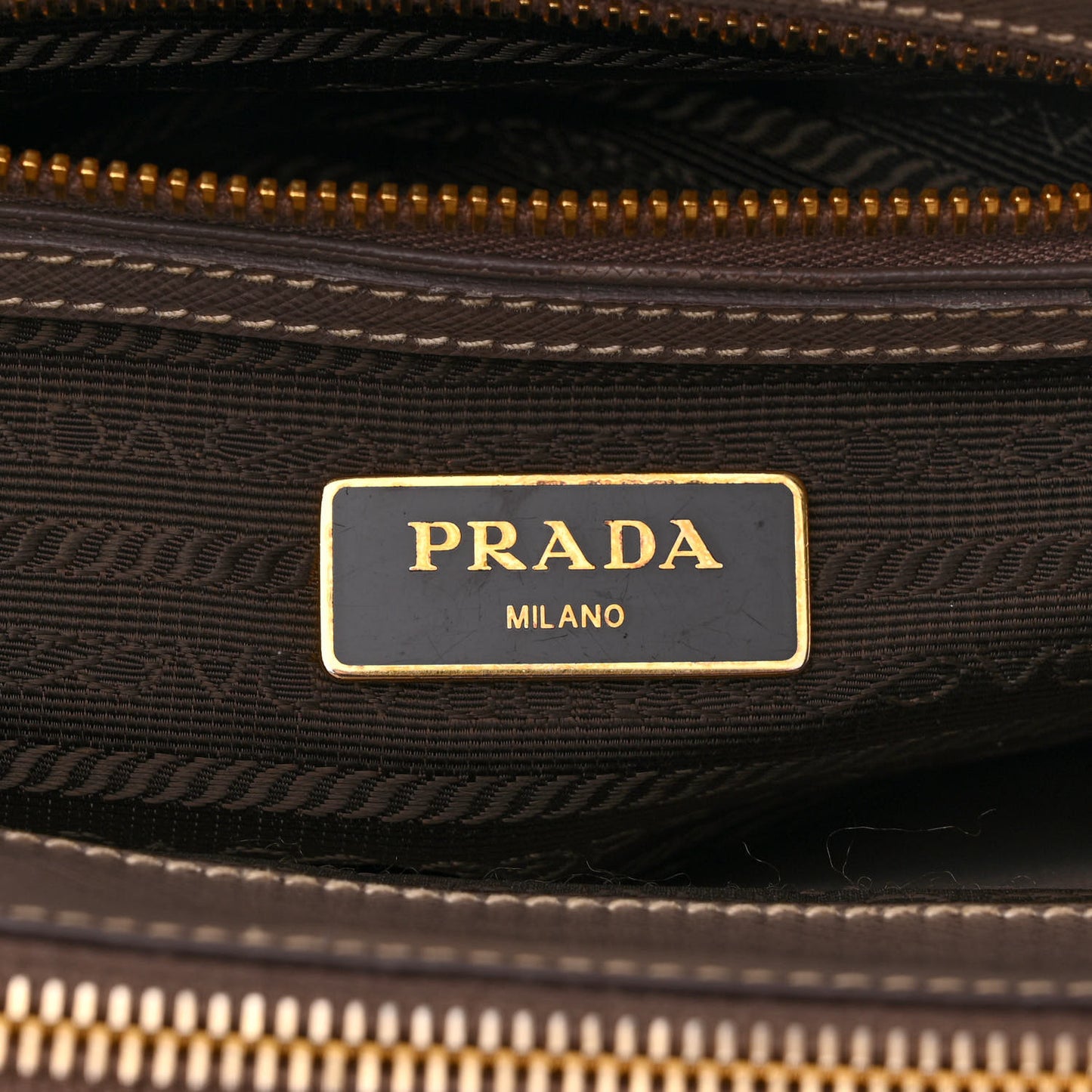 Saffiano Small Galleria Double Zip Tote Argilla