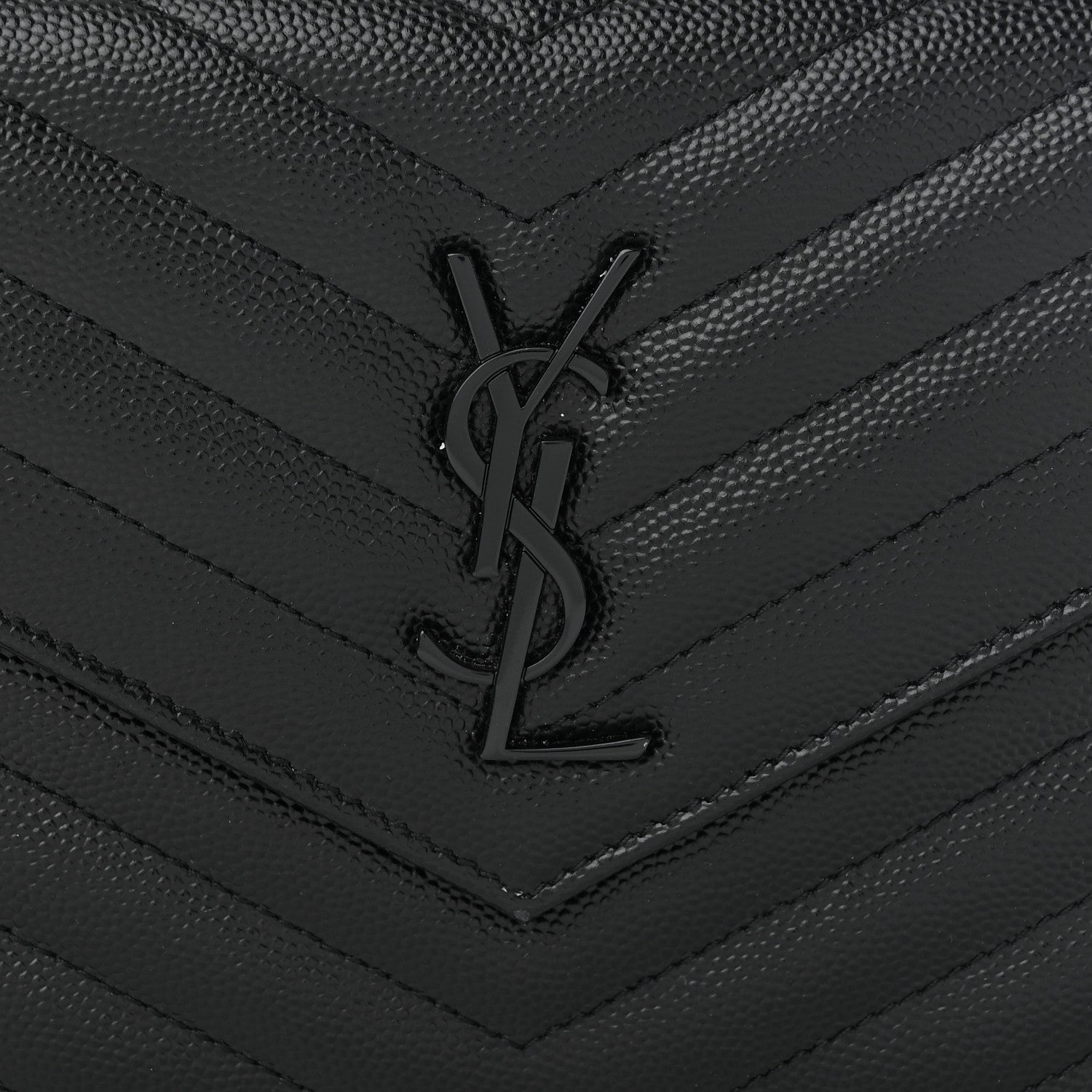 Saint Laurent Grain De Poudre Matelasse Chevron Monogram Monochrome Envelope Chain Wallet Black 8 of 11