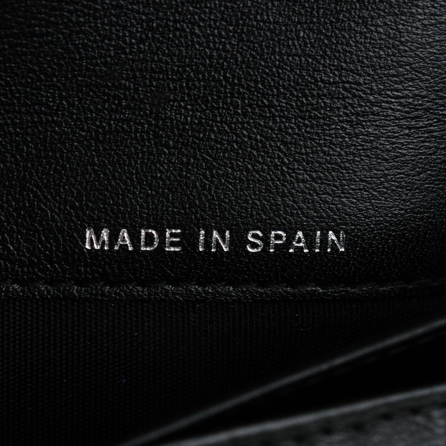 Caviar Timeless CC Yen Wallet Black