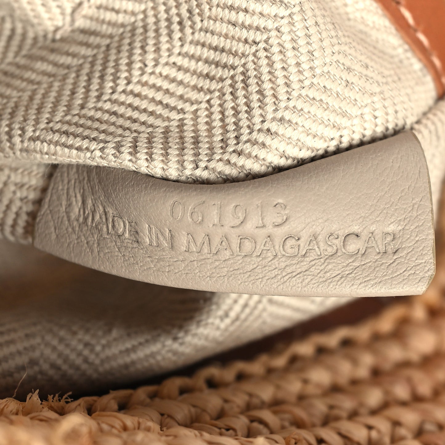 Calfskin Raffia Paulas Ibiza Pochette Bag Natural Tan