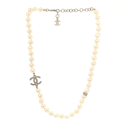Chanel Pearl Crystal CC Short Necklace Gold White 3 of 5