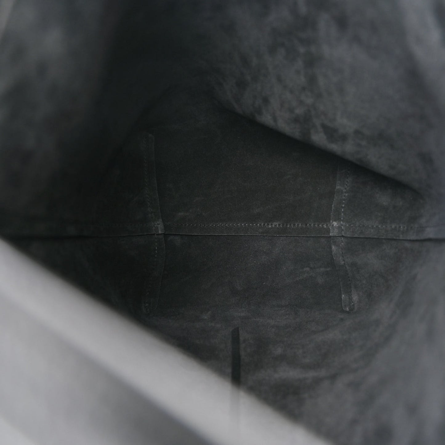 Grained Calfskin Medium N/S Park Tote Black