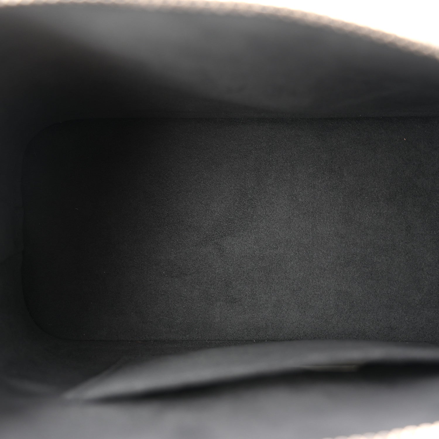 Louis Vuitton Epi Alma BB Black 5 of 10