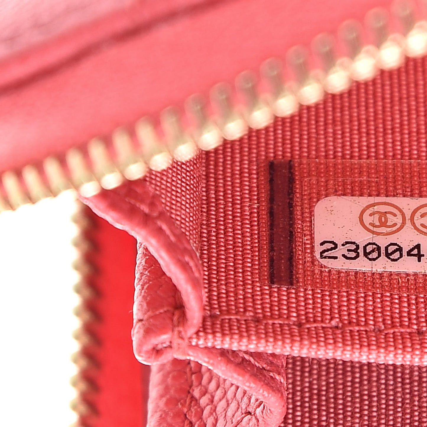 Caviar Quilted Zip Coin Purse Pink