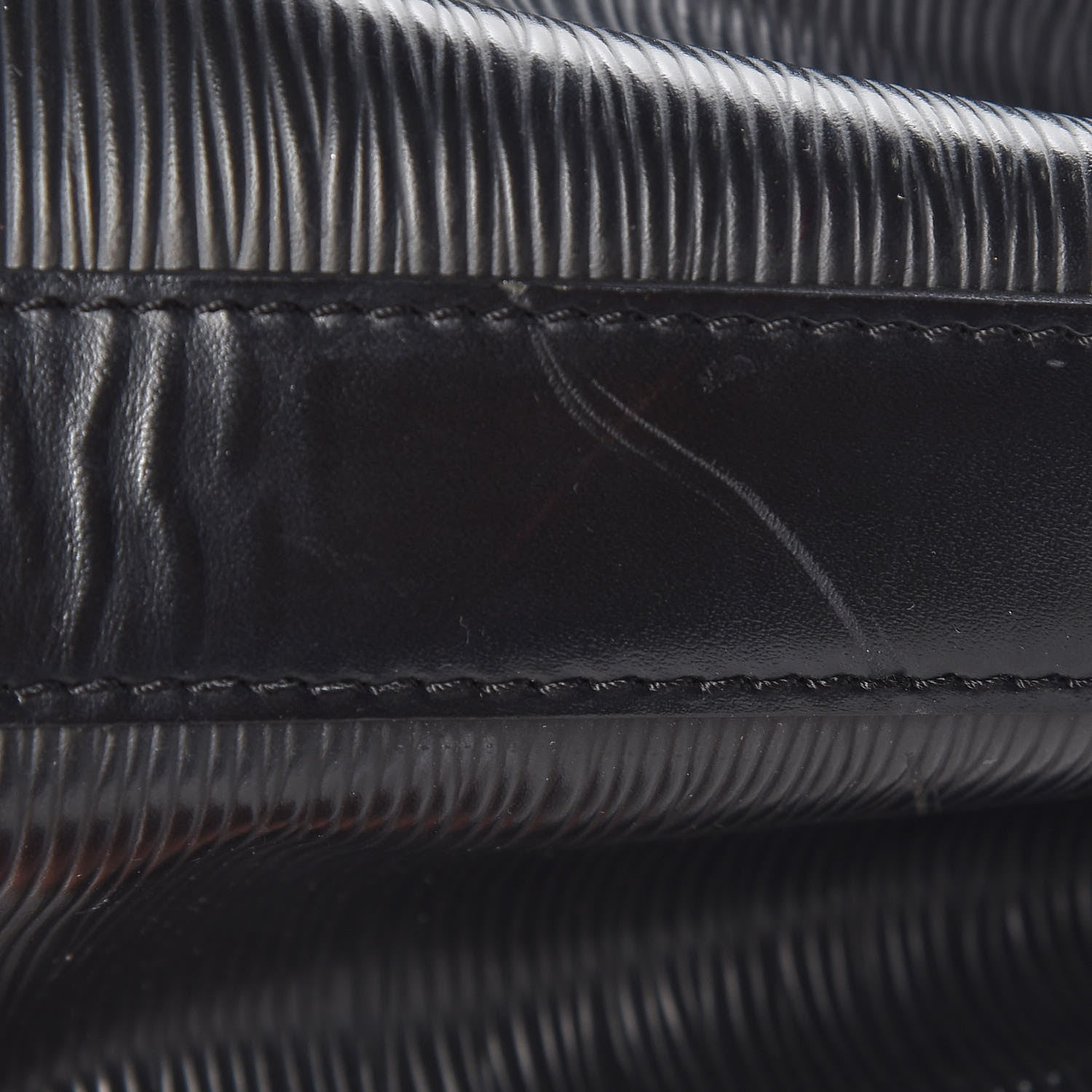 Louis Vuitton Epi Sac D'Epaule GM Black 7 of 10