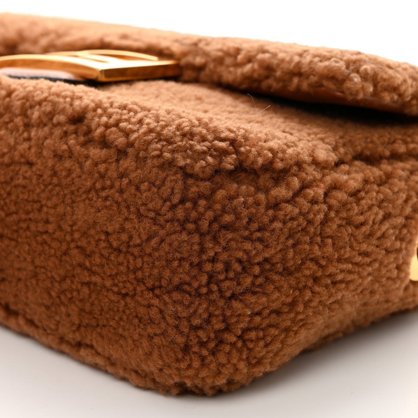Shearling Lambskin Midi Chain Baguette Caramello