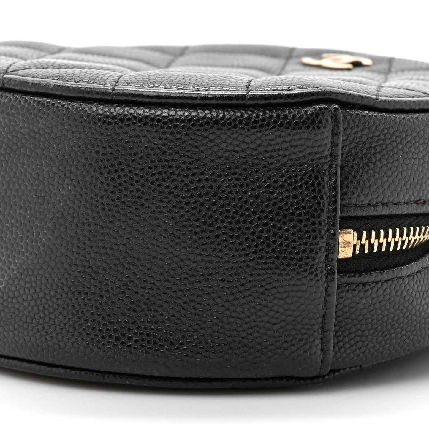 Caviar Quilted Round Clutch With Chain Black