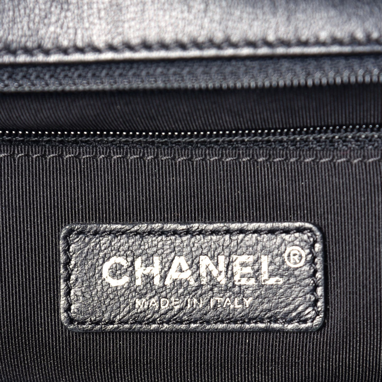 Lambskin Quilted Jumbo Cuba Color Flap Black