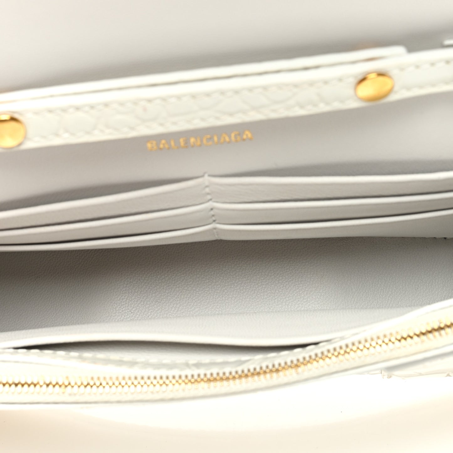 Shiny Calfskin Crocodile Embossed Hourglass Chain Bag White