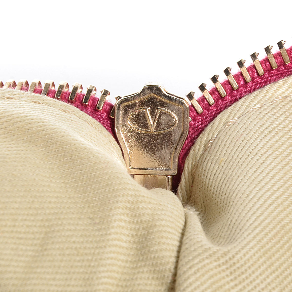 Valentino Garavani Vitello Oversized Rockstud Zip Wristlet Pouch Cyclamin 8 of 9