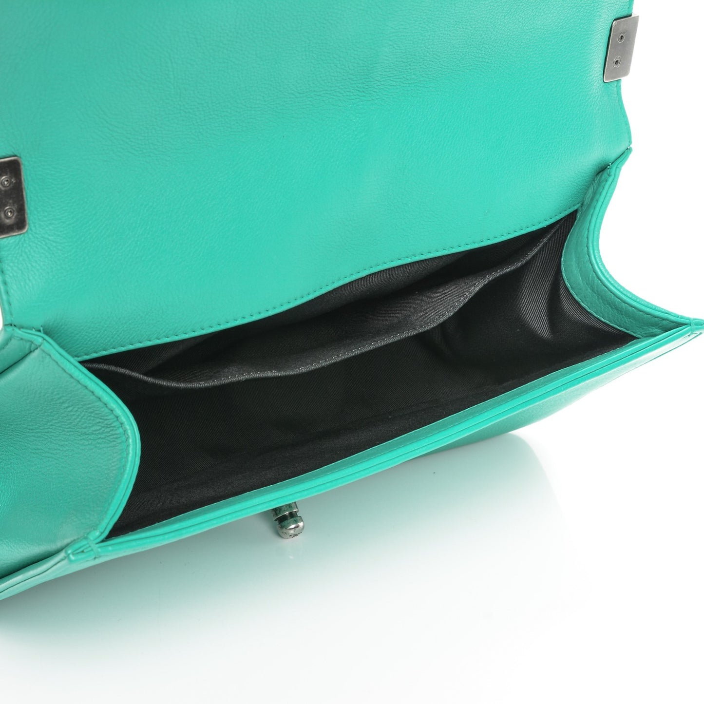 Calfskin Quilted Medium Boy Flap Green